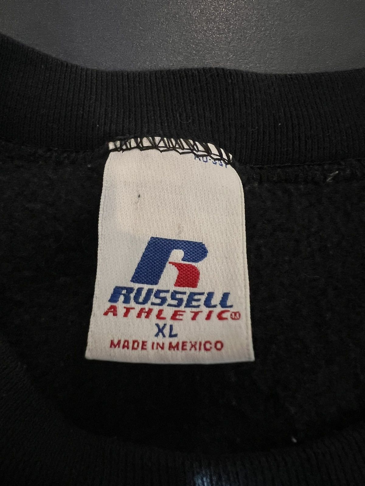 Russell Athletic Russell Black Crewneck Size US XL / EU 56 / 4 - 5 Thumbnail