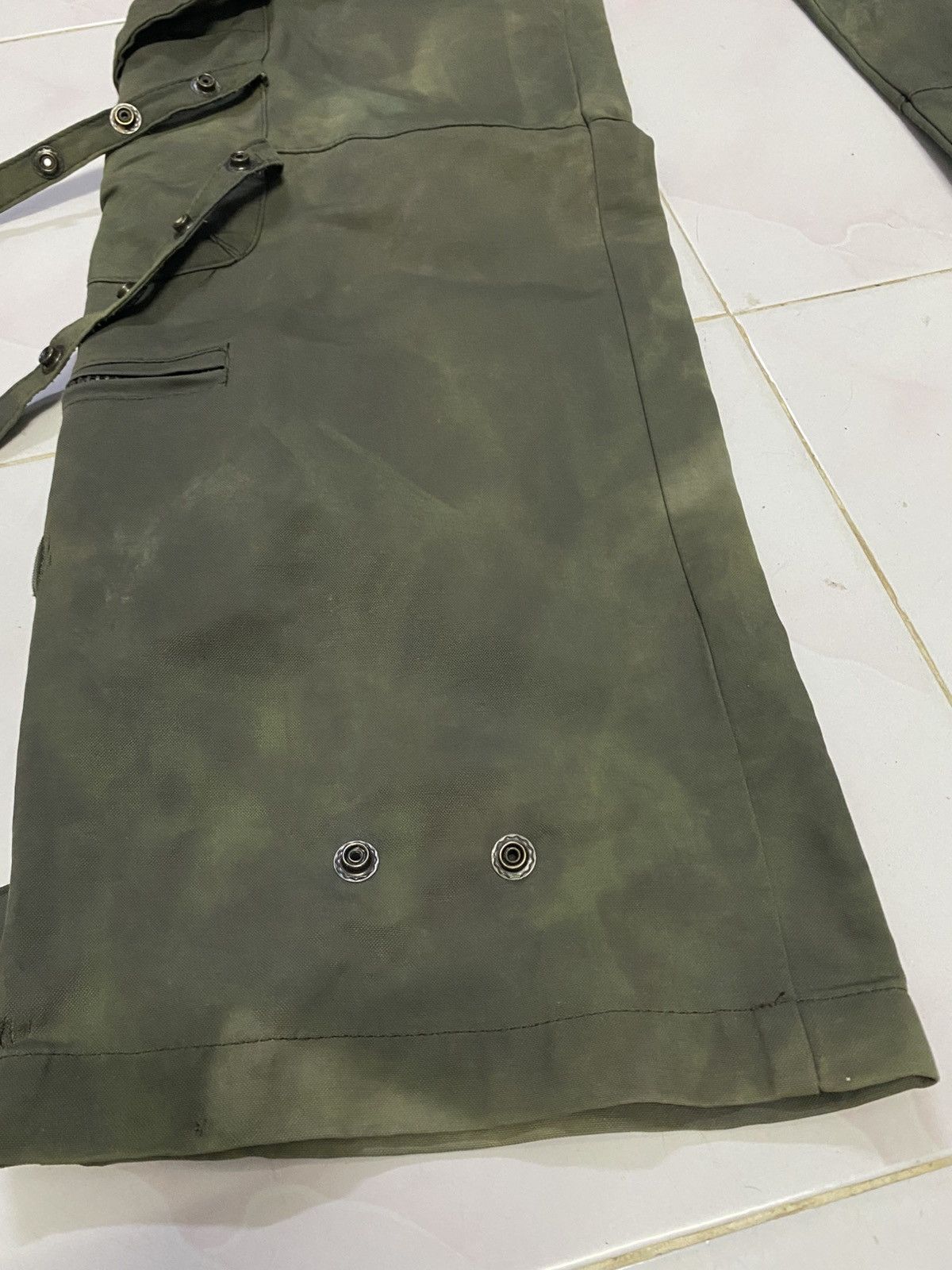 If Six Was Nine × Japanese Brand × Le Grande Bleu (L.G.B.) Distressed Multipocket Snap Button Strap Cargo Pant Size US 29 - 9 Thumbnail