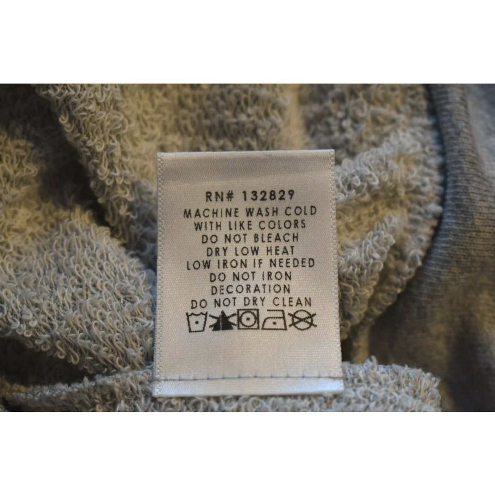 Vintage Lovers and Friends Sweater Shirt Women V-Neck Button Up Gray S Size Small Casual Pullover Terry Cotton Blend Long Sleeve Fall Spring Winter USA Size S / US 4 / IT 40 - 5 Thumbnail