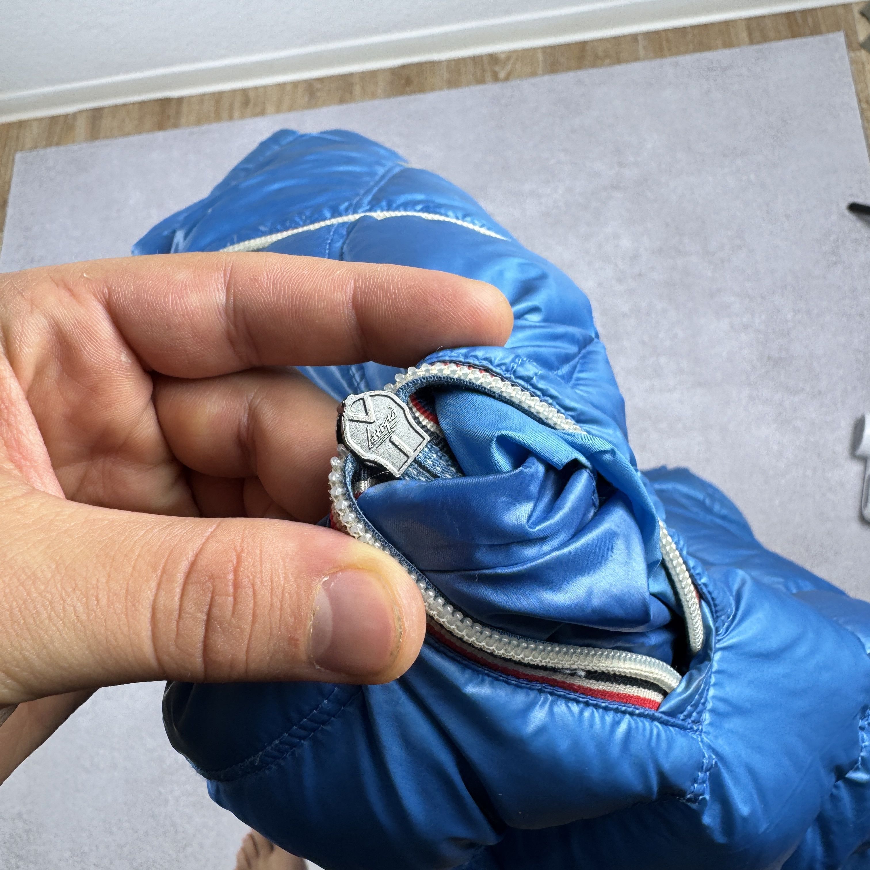 Moncler Original Moncler Gaston Blue Puffer Nylon Jacket Size 14Y Size US S / EU 44-46 / 1 - 18 Thumbnail