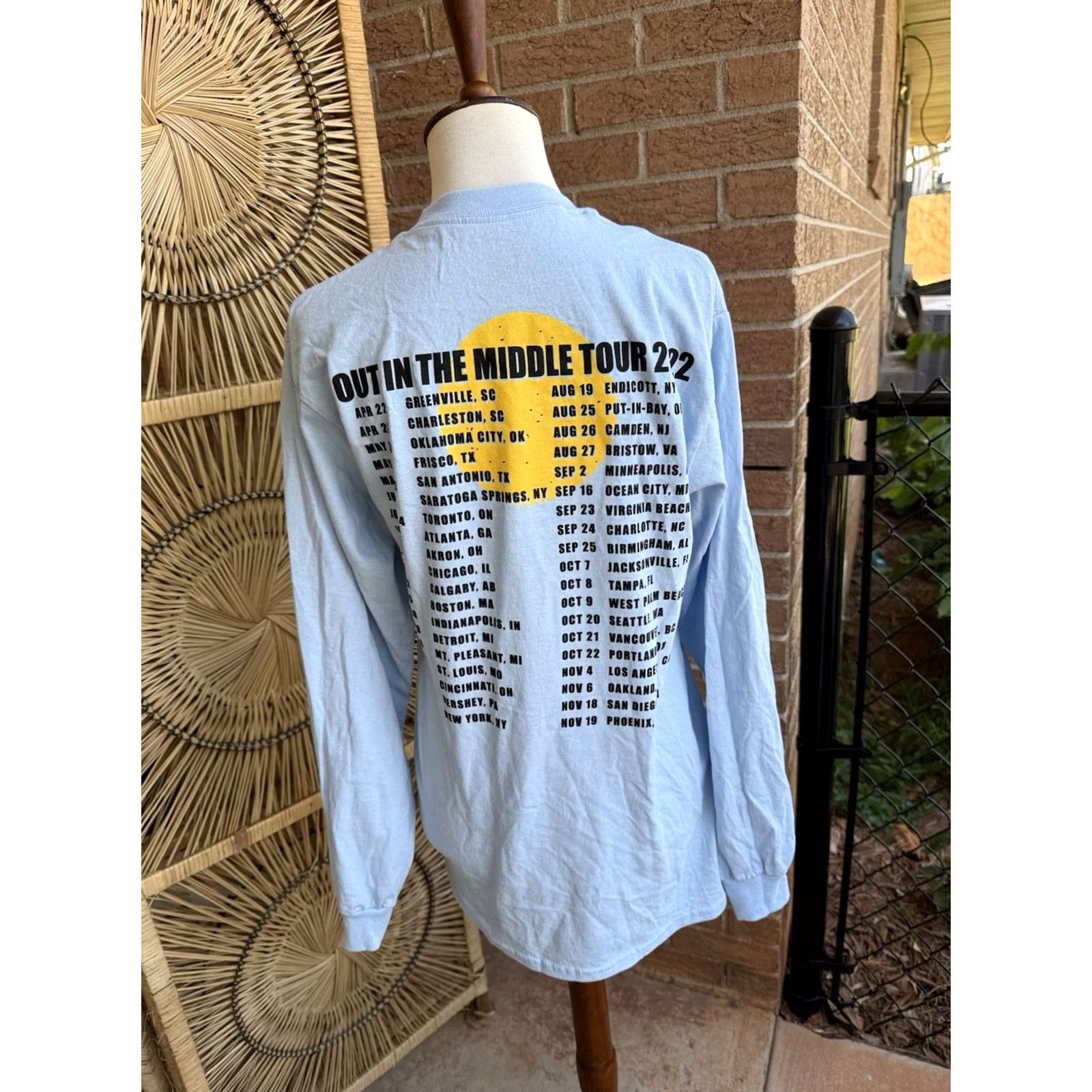Vintage Unbranded T-Shirt Light Blue Long Sleeve Eagles 2022 Tour Small Mens / Zac Brown Band Unisex Shirt S Size US S / EU 44-46 / 1 - 3 Thumbnail