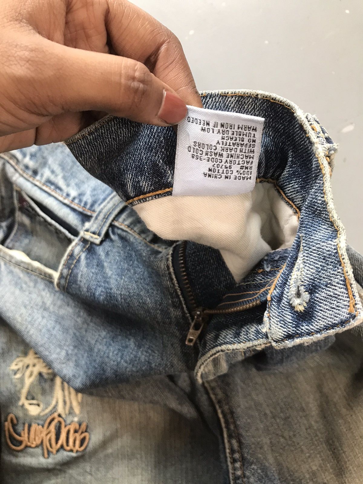 Snoop Dogg × Vintage Vintage snoop dogg embroidered distressed denim Size US 34 / EU 50 - 13 Thumbnail