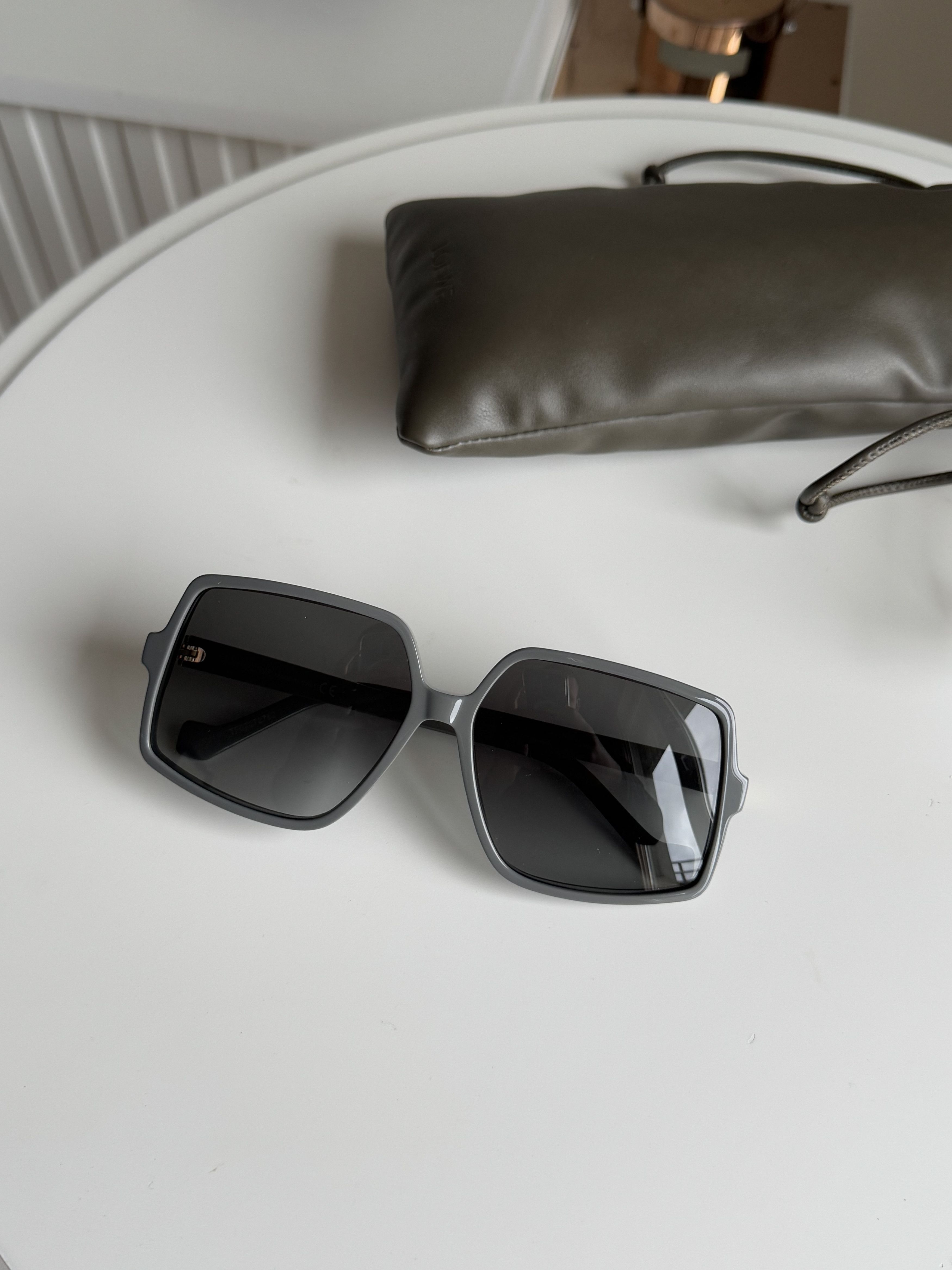 Loewe Loewe sunglasses Size ONE SIZE - 2 Thumbnail