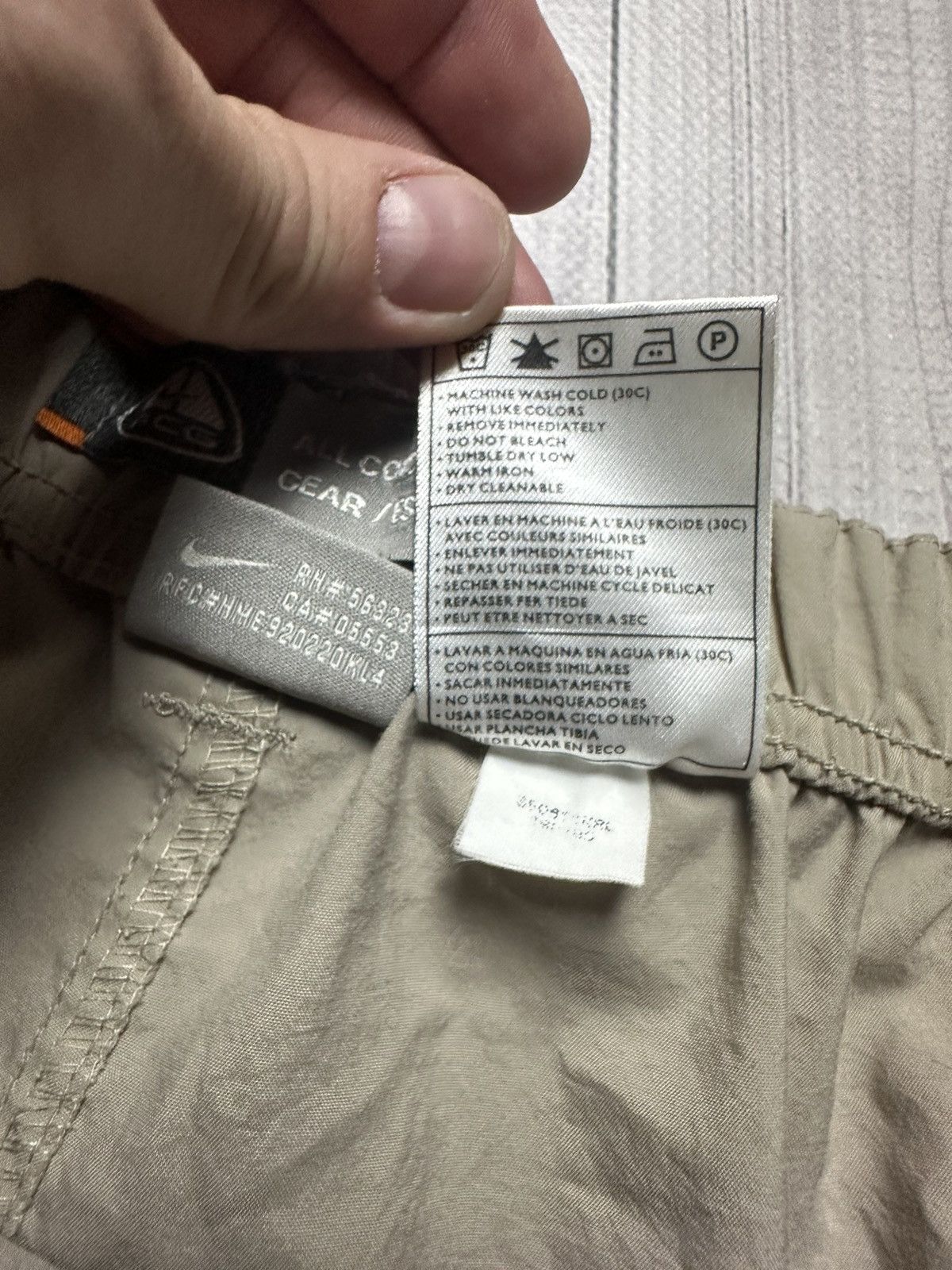 Other Vintage Nike ACG cargo shorts size XL logo Size US 36 / EU 52 - 3 Thumbnail