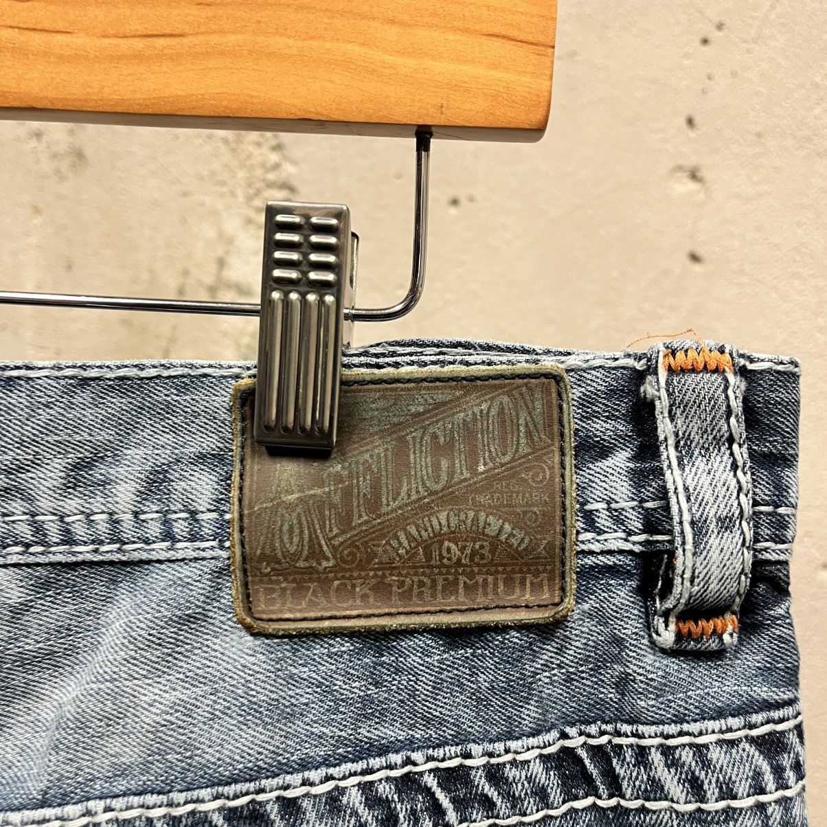 Affliction Affliction Blake Straight Leg Grunge Straight Leg Jeans Size US 34 / EU 50 - 3 Thumbnail