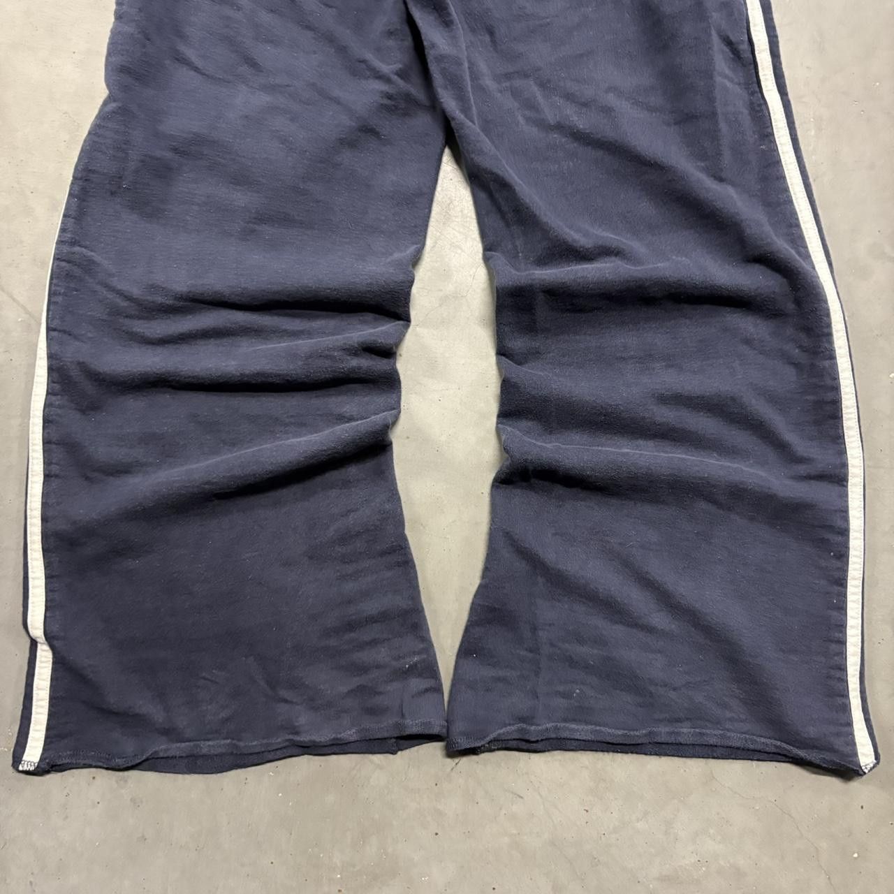Vintage Crazy Vintage Y2K/2000s Baggy Wideleg Navy Blue Striped Sweatpants! Size US 34 / EU 50 - 6 Thumbnail