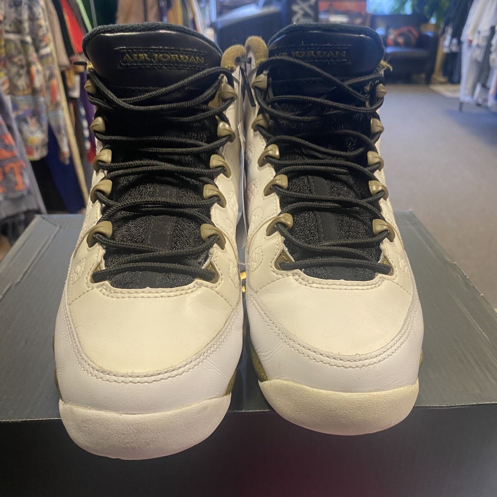 Jordan Brand Size 6y (GS) - Jordan 9 Retro Mid Statue 302359-109 Size US 6 / EU 39 - 3 Thumbnail