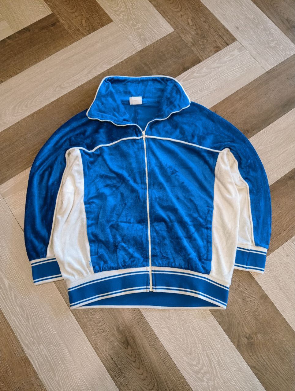 Levi's Vintage Clothing VINTAGE 80S LEVI'S USA OLYMPIC VELOUR JACKET Size US L / EU 52-54 / 3 - 4 Thumbnail