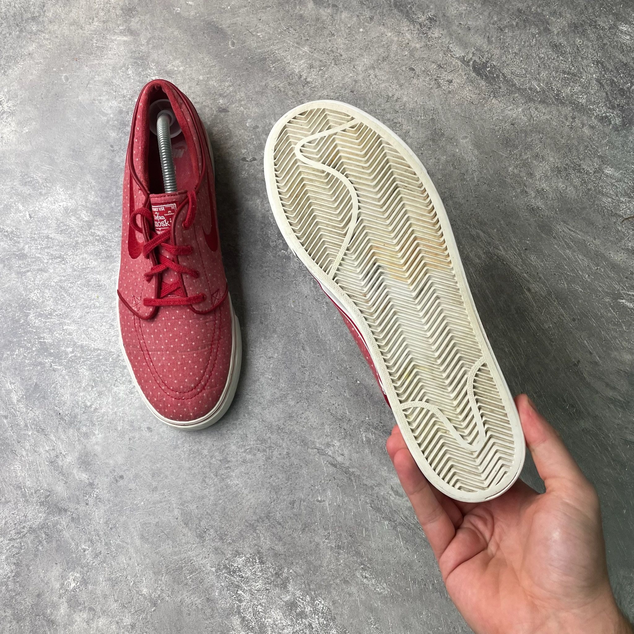 Nike RARE 2015 Nike SB Zoom Stefan Janoski CNVS PRM Red White Size US 10 / EU 43 - 5 Thumbnail