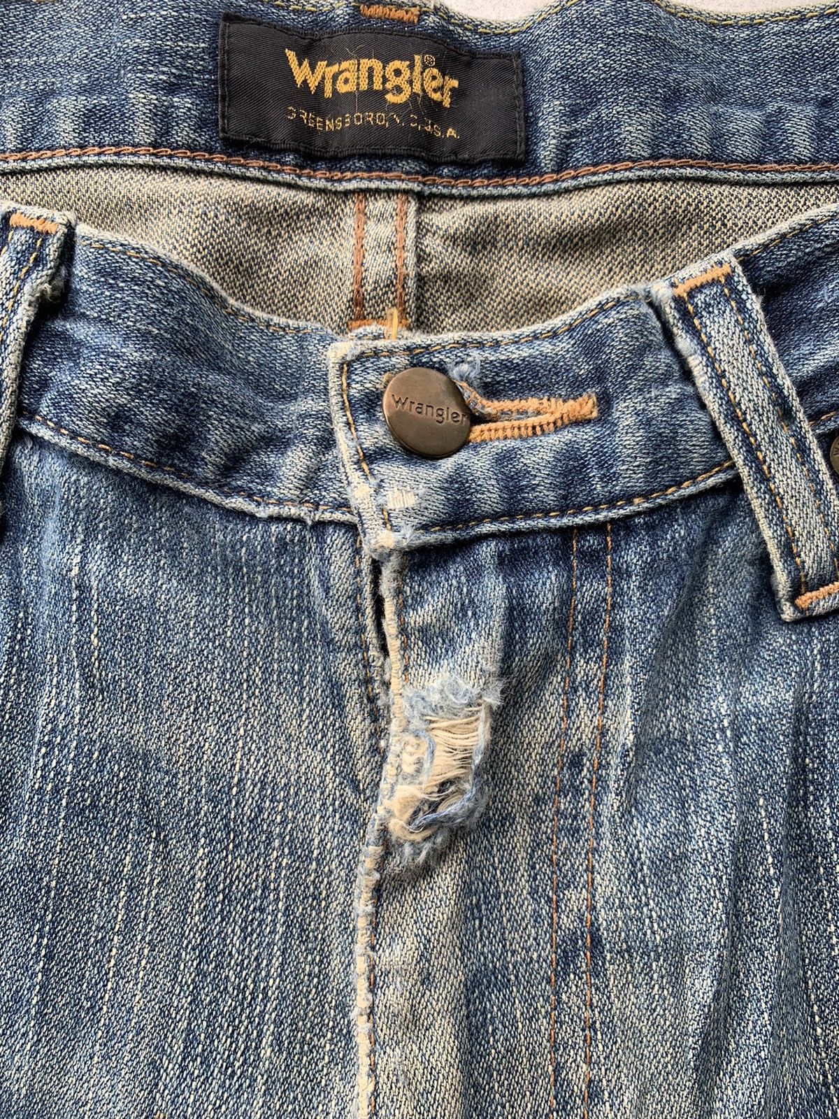 Wrangler Distressed vintage WRANGLER faded. Size US 34 / EU 50 - 7 Thumbnail