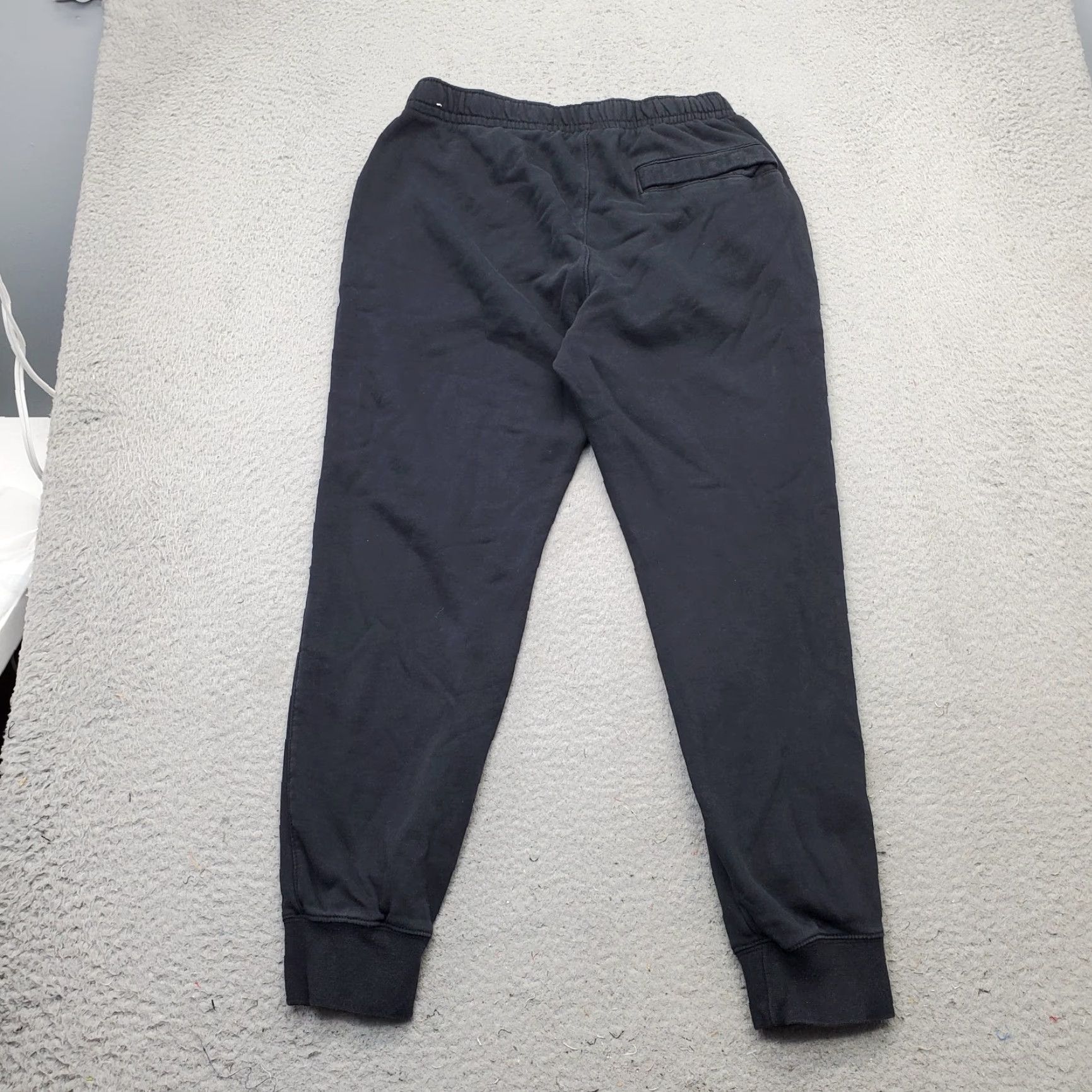 Nike Nike Jogger Pant Womens Small Black Fleece Lined Elastic Waist Gym Logo Athletic Precious: 25.75" Inseam 34" Outseam 27" waist 90s? Size 28" / US 6 / IT 42 - 2 Thumbnail