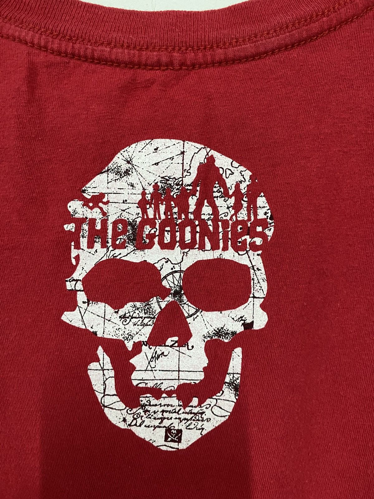 Warner Bros FILM THE GOONIES 30TH ANNIVERSARY Size US XL / EU 56 / 4 - 4 Thumbnail