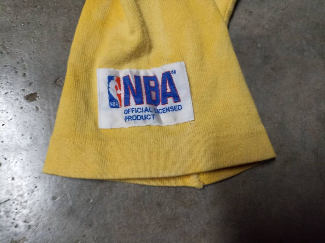 NBA Vintage La Lakers (faded) Size US L / EU 52-54 / 3 - 8 Thumbnail