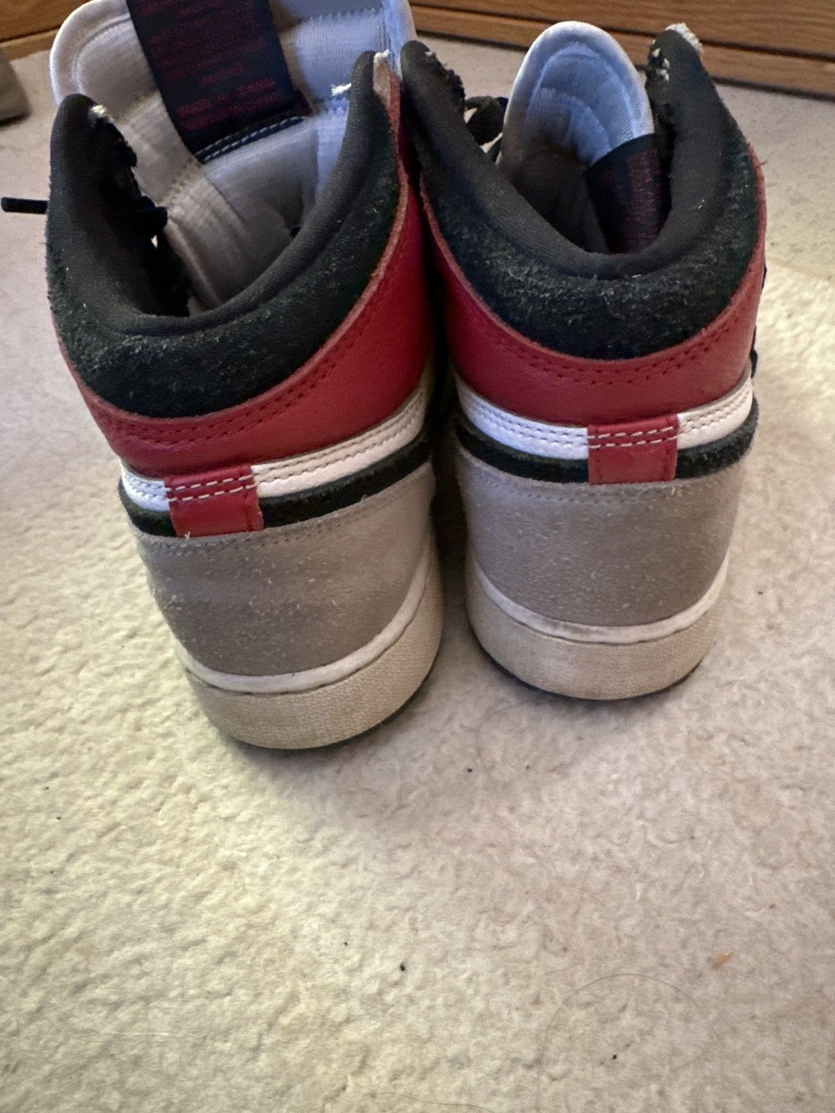 Jordan Brand × Nike Jordan 1 Grey and White Size US 7 / EU 40 - 5 Thumbnail