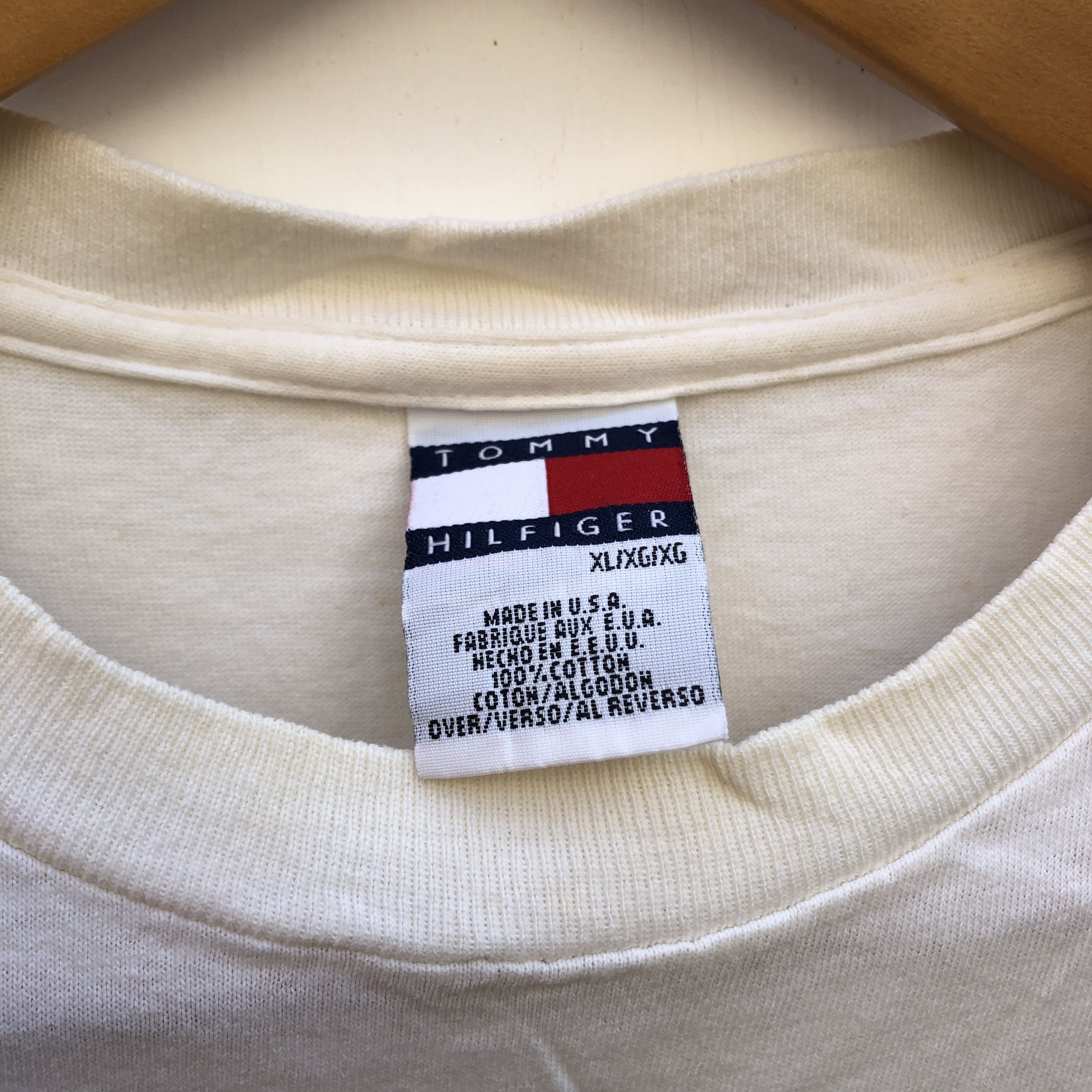 Tommy Hilfiger 90s Vintage TOMMY HILFIGER Crew Neck T Shirt #0868-28 Size US M / EU 48-50 / 2 - 4 Thumbnail