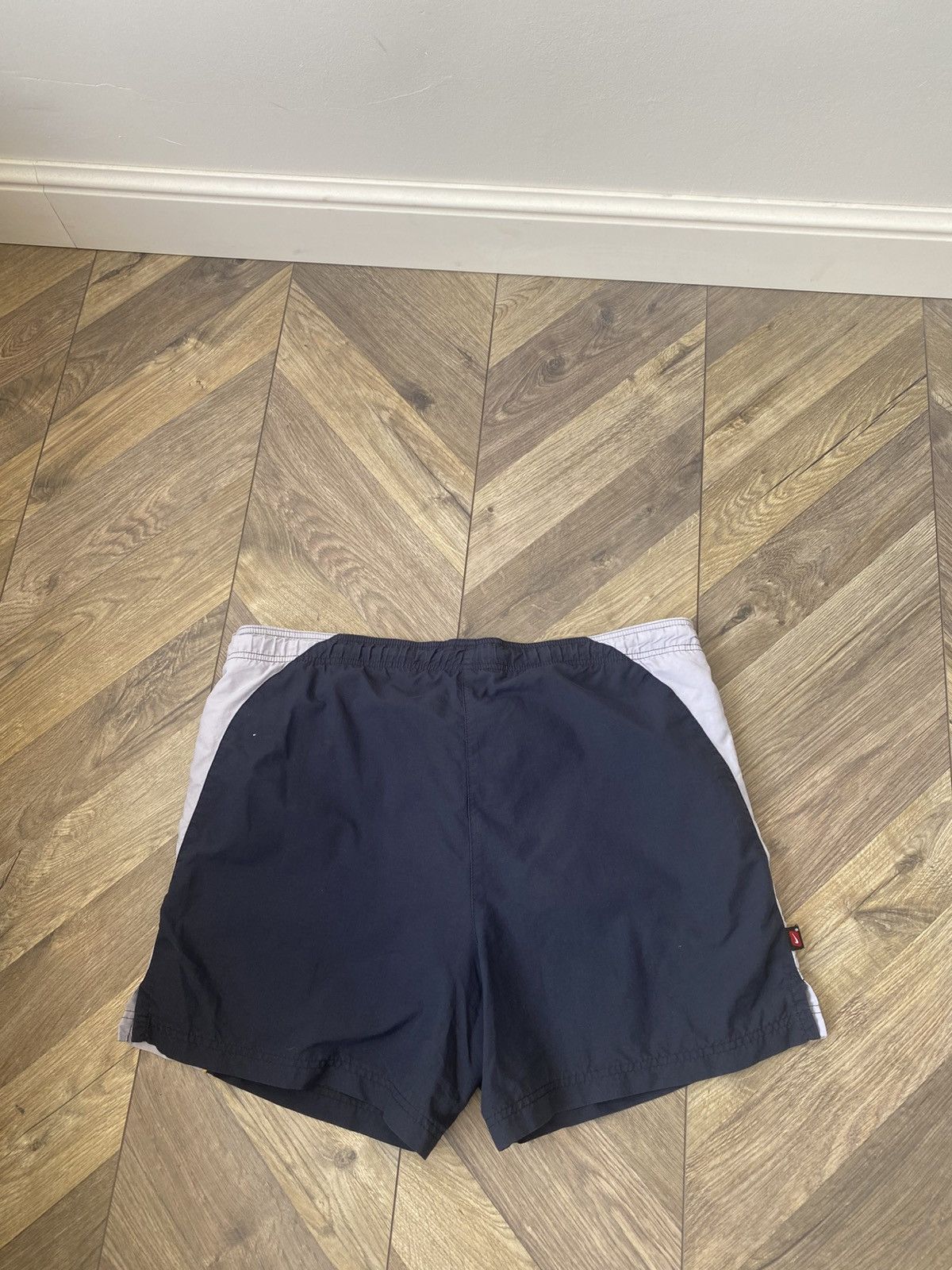 Nike × Vintage Nike vintage y2k black grey hype shorts swoosh logo Size US 34 / EU 50 - 10 Thumbnail