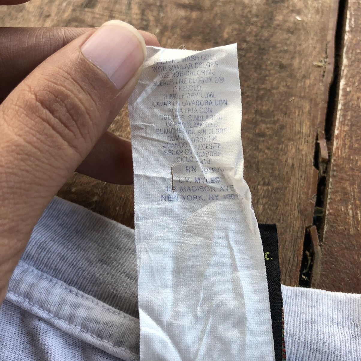 Vintage Vintage Mickey Rare T Shirt Size XL / US 12-14 / IT 48-50 - 6 Thumbnail