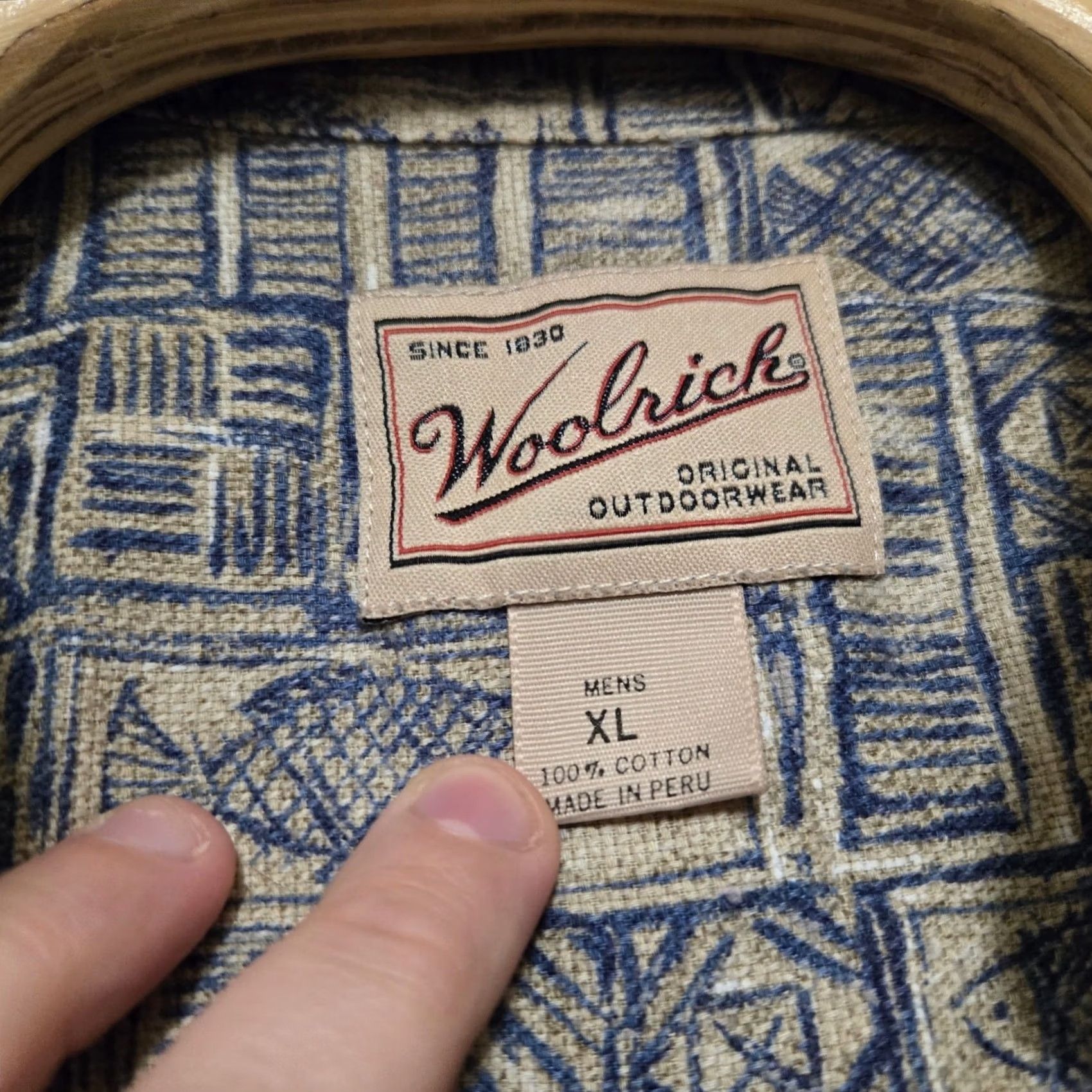 Vintage VINTAGE Woolrich Button Down Shirt Mens XL Knit Cotton SS Fish Print Blue Tan Mens Shrt XL Tan Fish Print Woolrich Size US XL / EU 56 / 4 - 2 Thumbnail