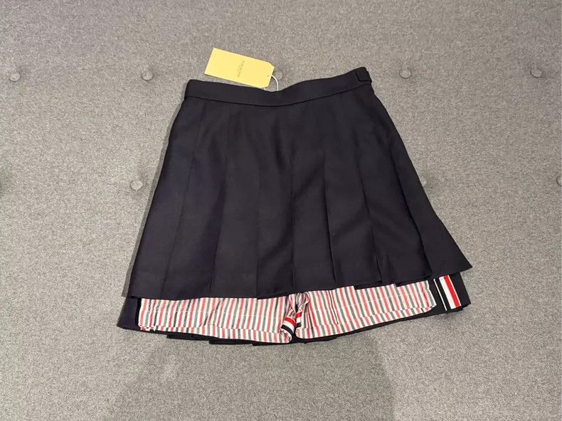 Thom Browne Thom Browne Classic, pleated skirt Size 27" / US 4 / IT 40 - 3 Thumbnail