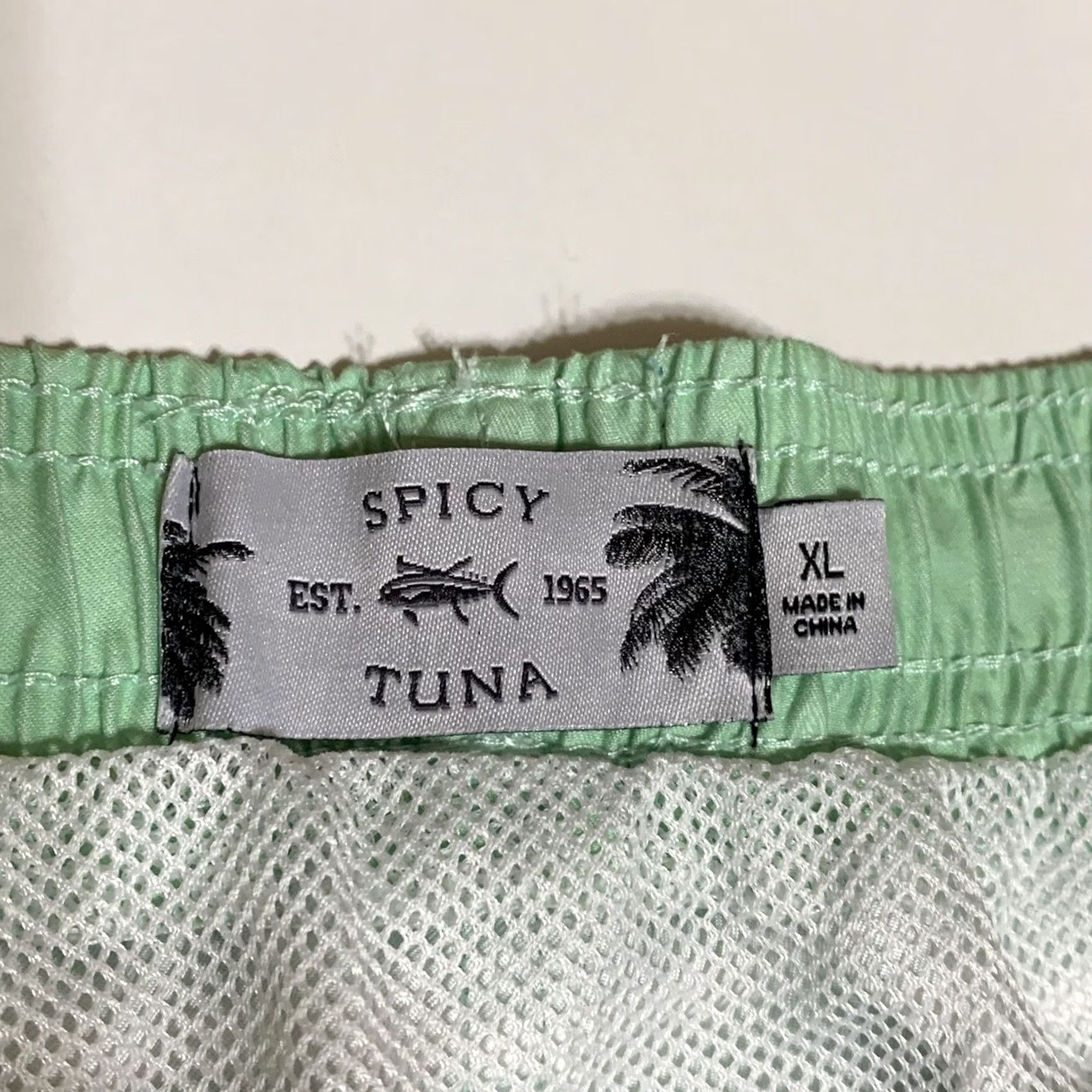 Vintage Spicy Tuna Swim Trunks Mens XL Above-the-Knee Green Palm Tree Netted Board Shorts Size US 36 / EU 52 - 7 Thumbnail