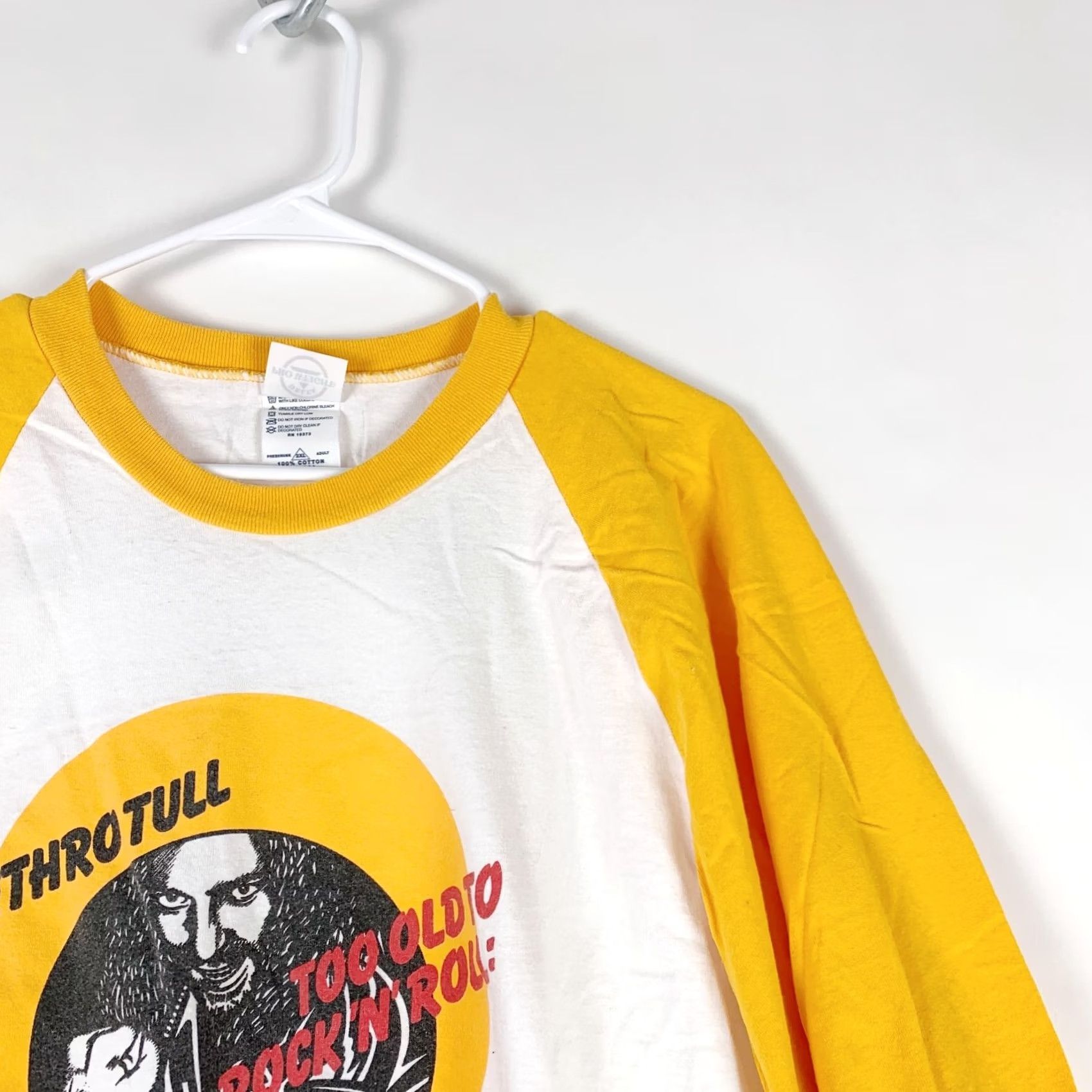 Delta Jethro Tull Too Old To Rock Too Young To Die Raglan Graphic 2005 T-Shirt 2XL White Nike? Size US XXL / EU 58 / 5 - 4 Thumbnail