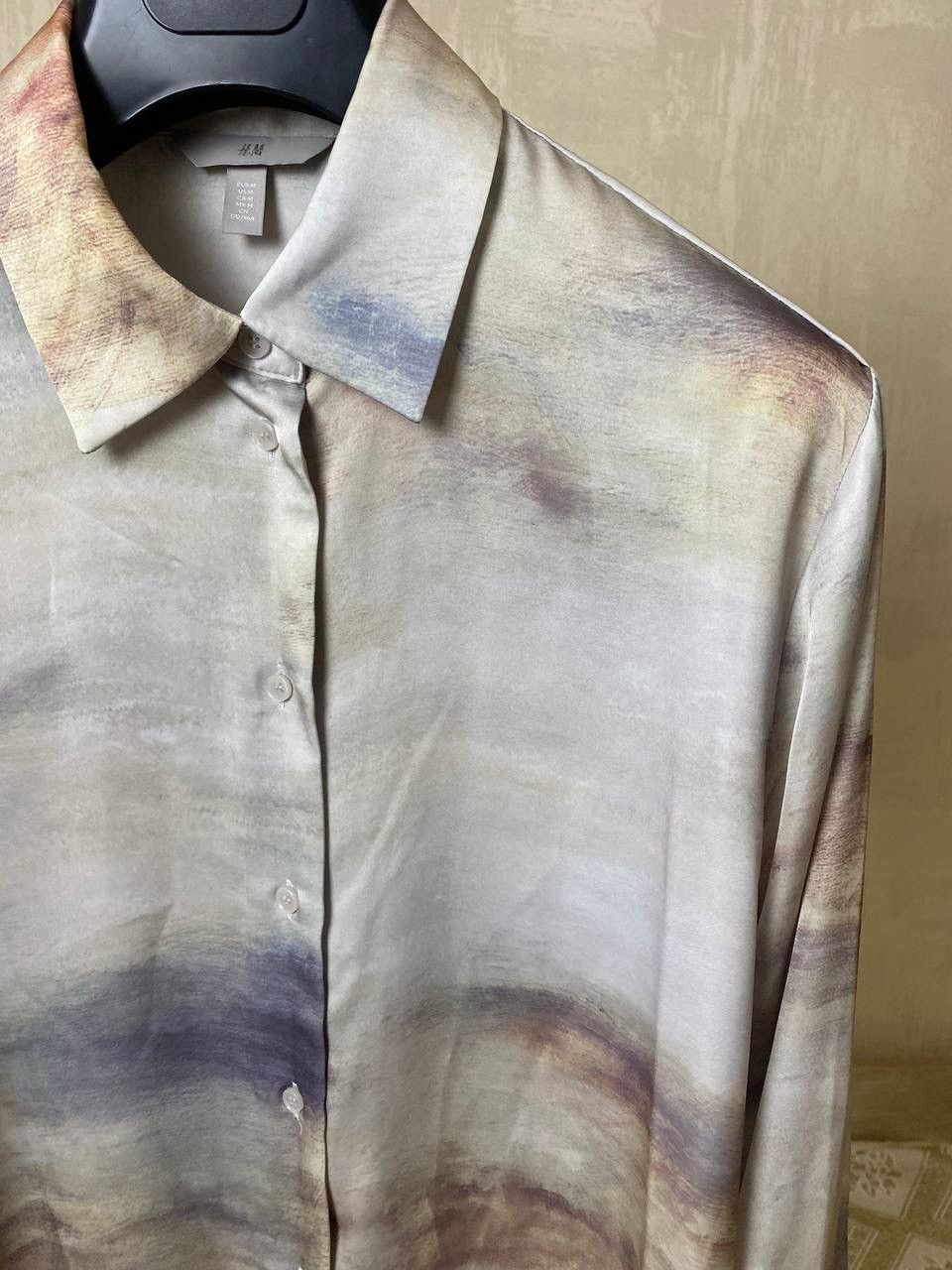 H&M 🔥 H&M Relaxed Fit Womens Button Up Shirt Art Blouse Top Size M / US 6-8 / IT 42-44 - 7 Thumbnail