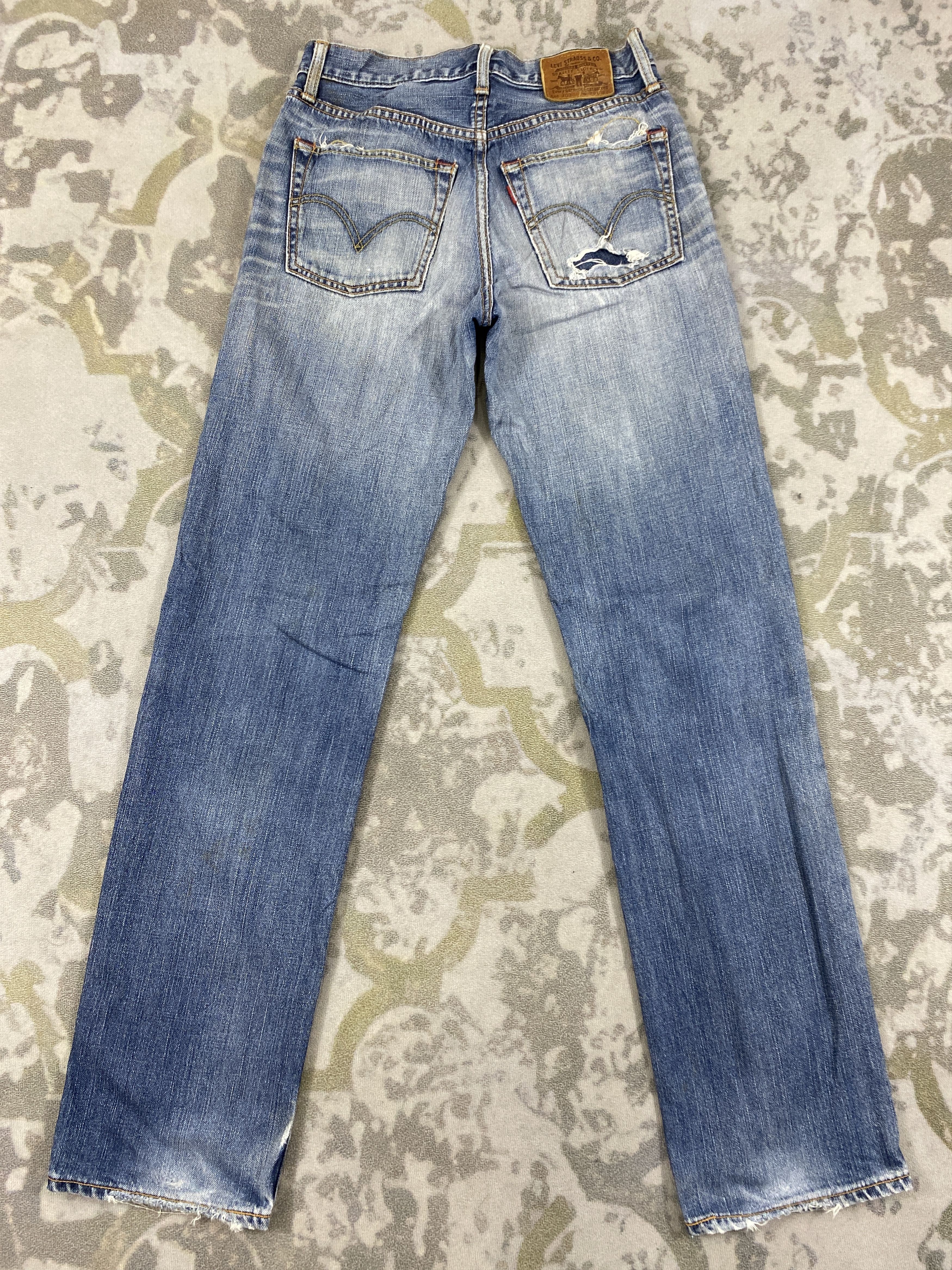 Levi's Distressed Blue Vintage Levi's 702 Jeans 29x32.5- JN3847 Size US 29 - 2 Thumbnail