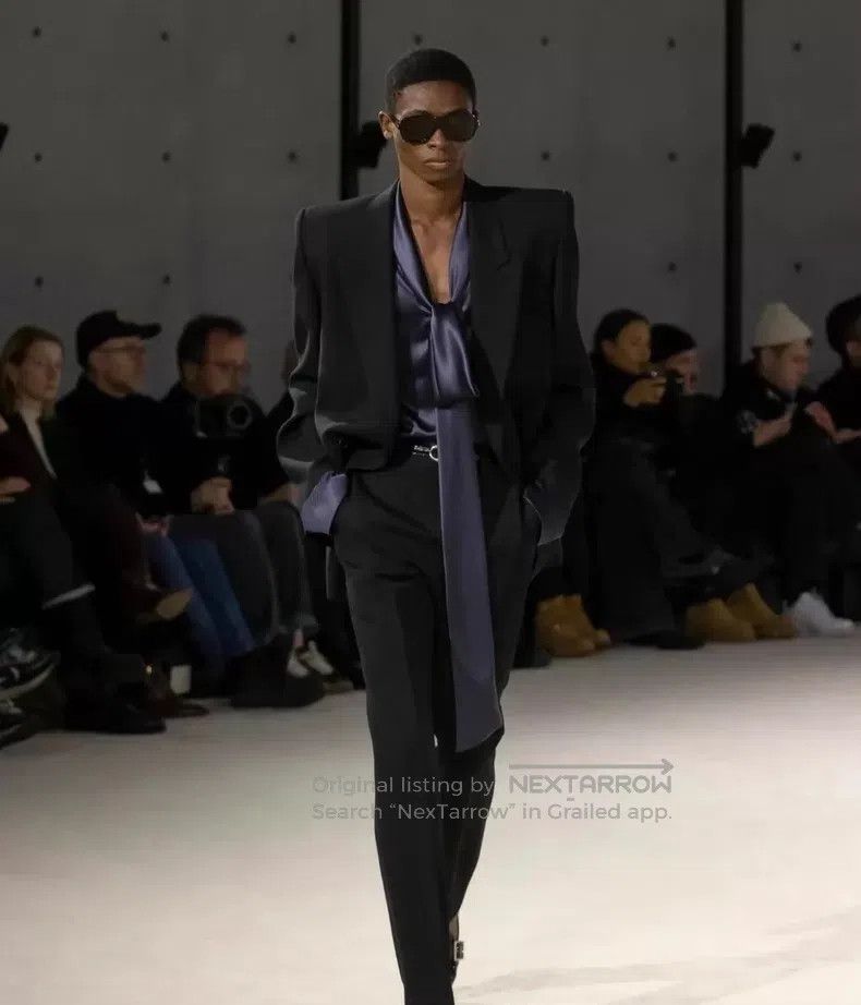 Saint Laurent Paris Saint Laurent Paris Size 37 Satin Mulberry Silk Blue Steel Size US M / EU 48-50 / 2 - 9 Thumbnail