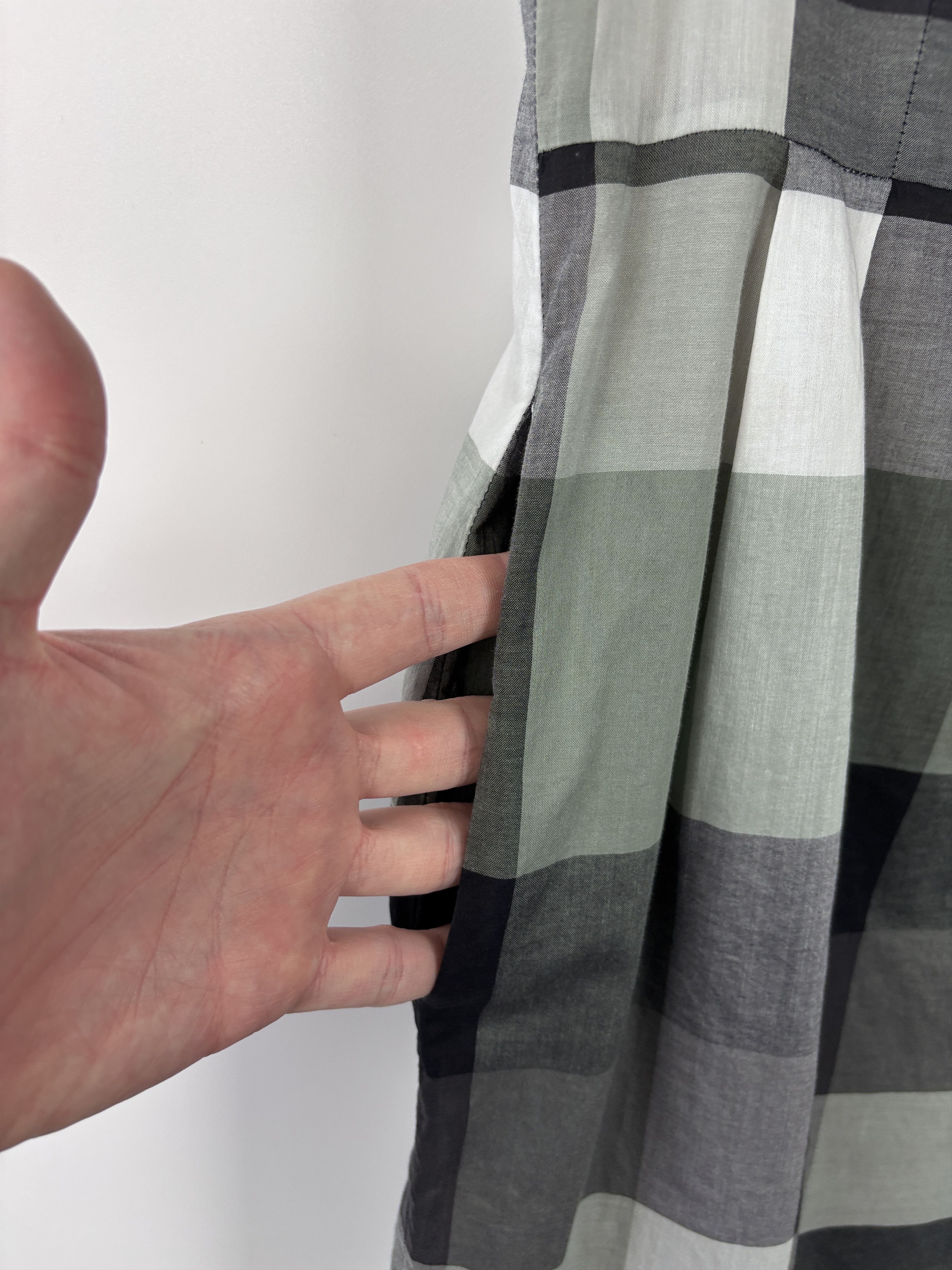 Paul Smith Womens Paul Smith Check Sleeveless Dress Gray Size ~S Size S / US 4 / IT 40 - 4 Thumbnail