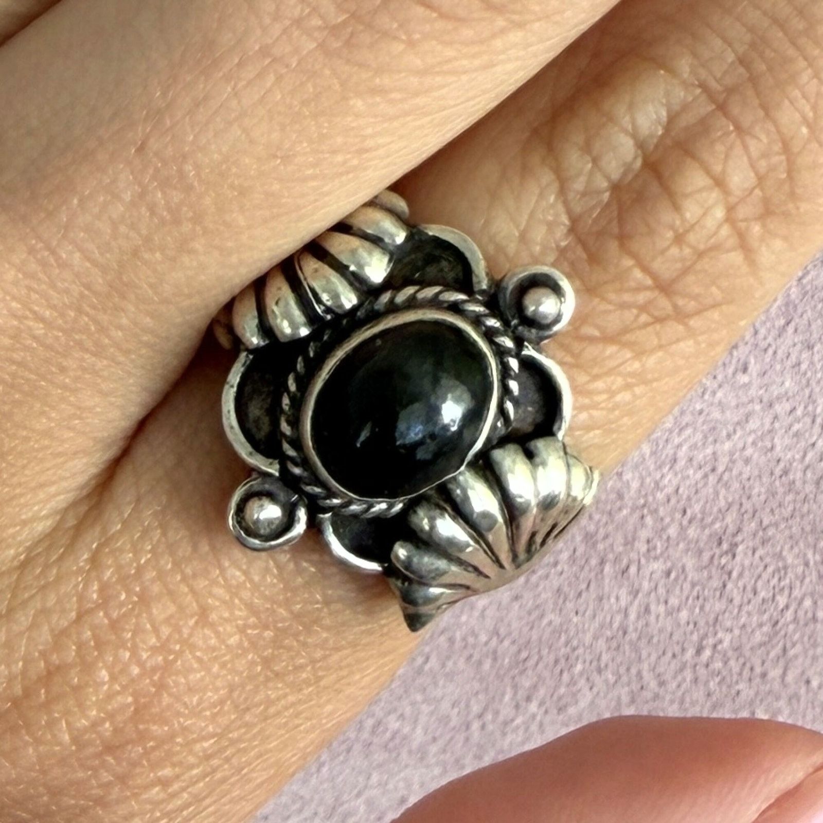 Sterling Silver sterling silver vintage braided onyx shell ring size 6.75 Size ONE SIZE - 1 Thumbnail