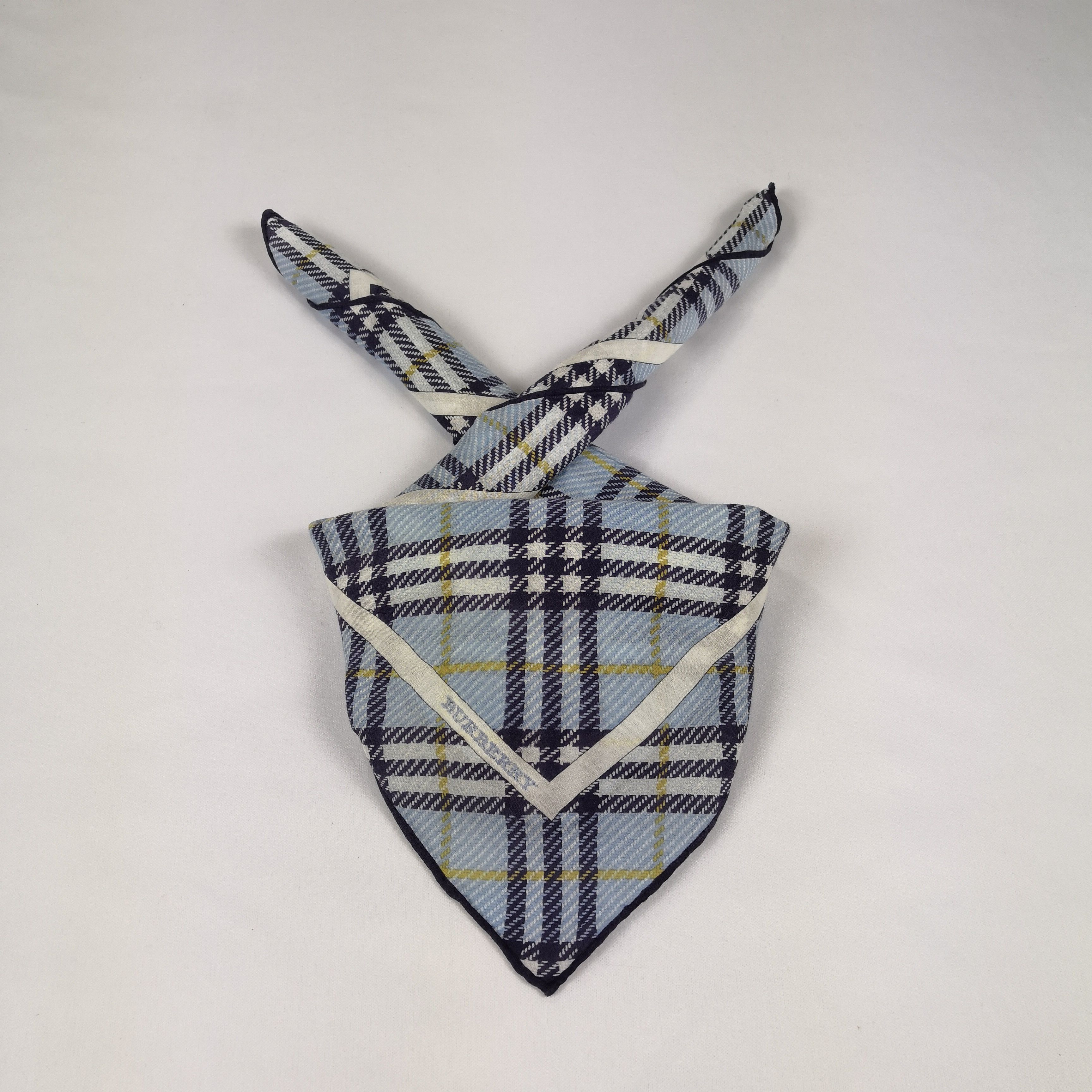 Burberry Vintage Burberry Handkerchief 56789 Size ONE SIZE - 1 Thumbnail