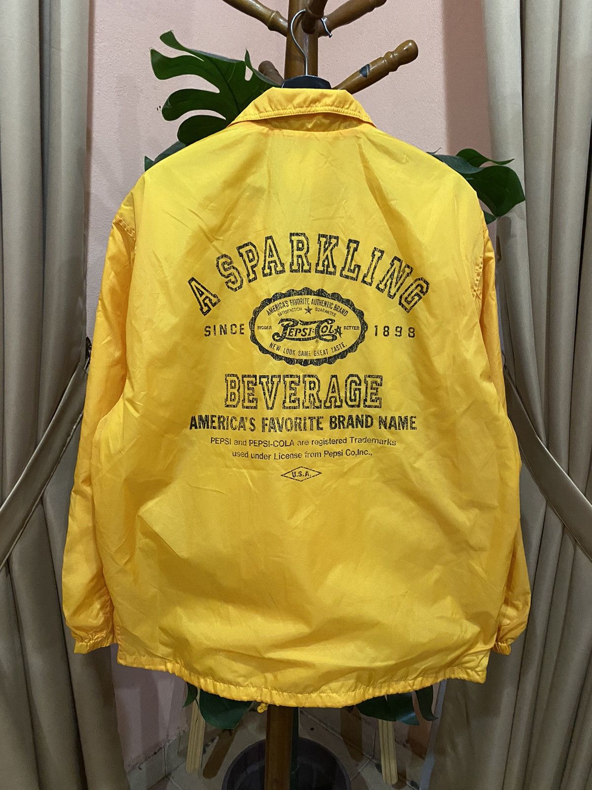 Coca Cola Vintage Pepsi-Cola Yellow Coach Jacket Soft Drink Promo Size US L / EU 52-54 / 3 - 10 Thumbnail