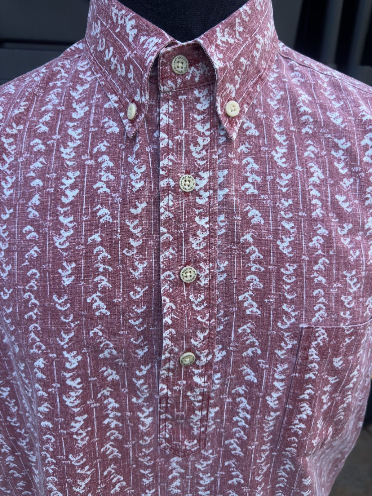 Reyn Spooner PreOwned Reyn Spooner Classic Fit Red 3/4 Button Men's M Size US M / EU 48-50 / 2 - 3 Thumbnail