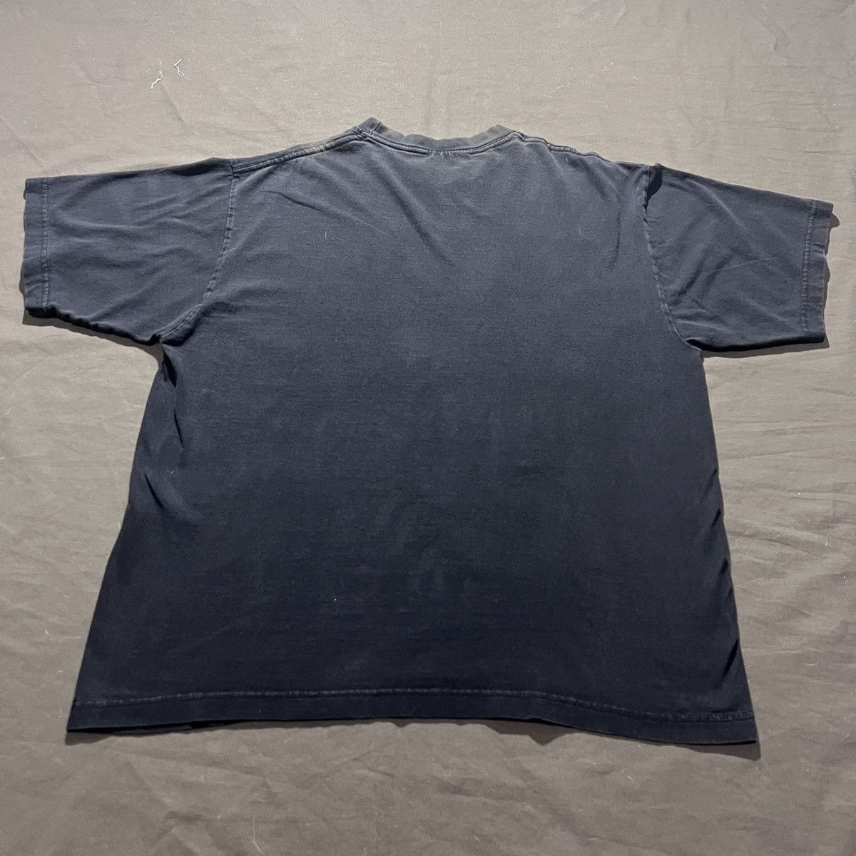 Vintage Vintage Y2K Scarface Tony Montana. movie Tee Thrashed Faded Size US L / EU 52-54 / 3 - 7 Thumbnail