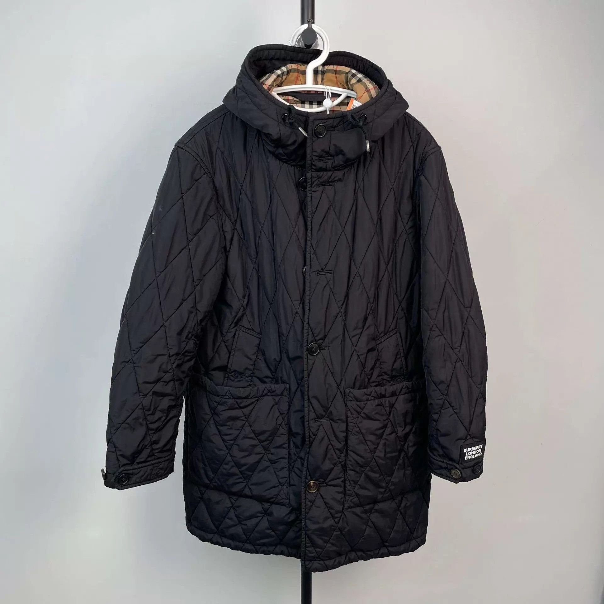 Burberry Quilted Hooded Jacket Size US S / EU 44-46 / 1 - 1 Thumbnail