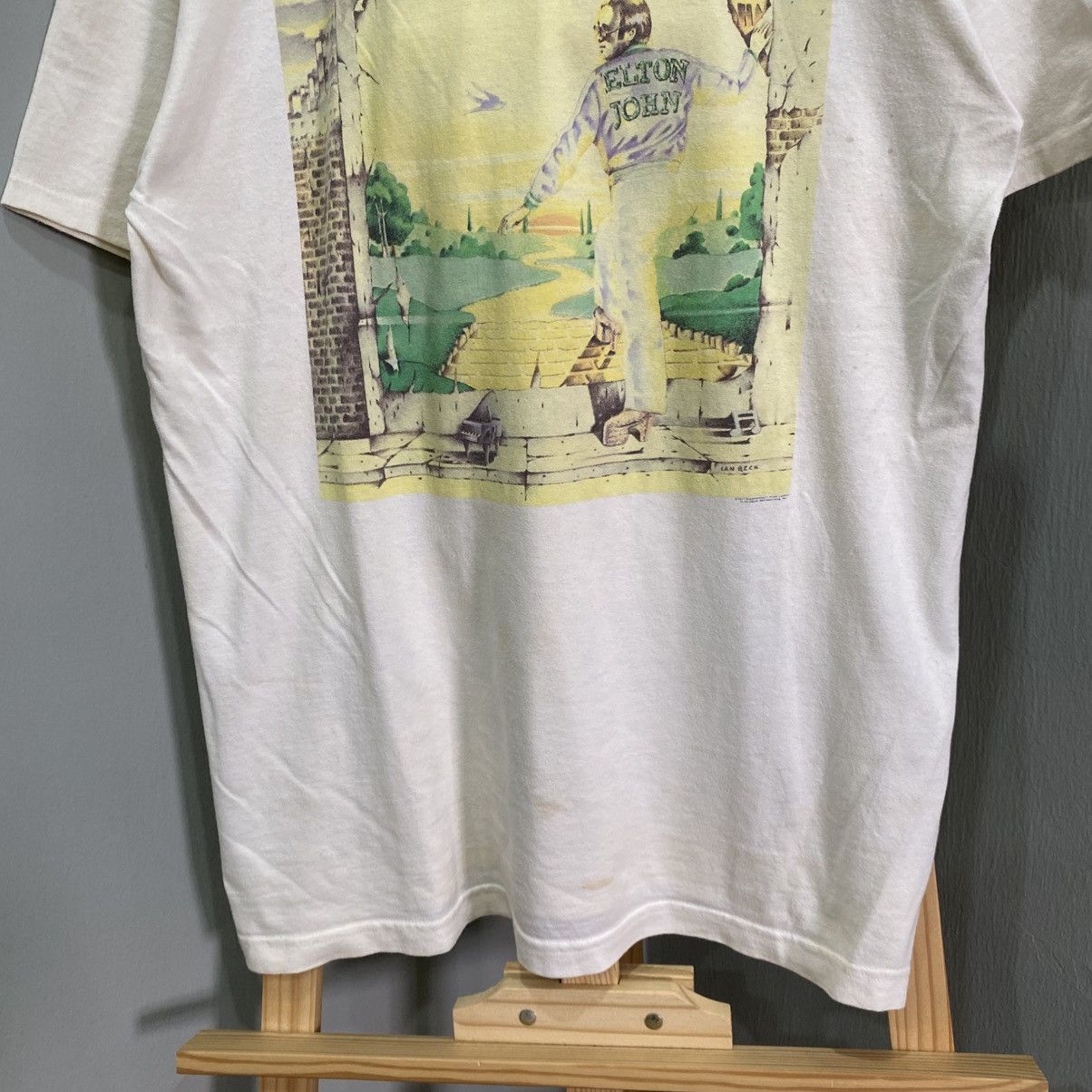 Band Tees Vintage 90s Elton John Goodbye Yellow Brick Road Tour Tee Size US L / EU 52-54 / 3 - 4 Thumbnail