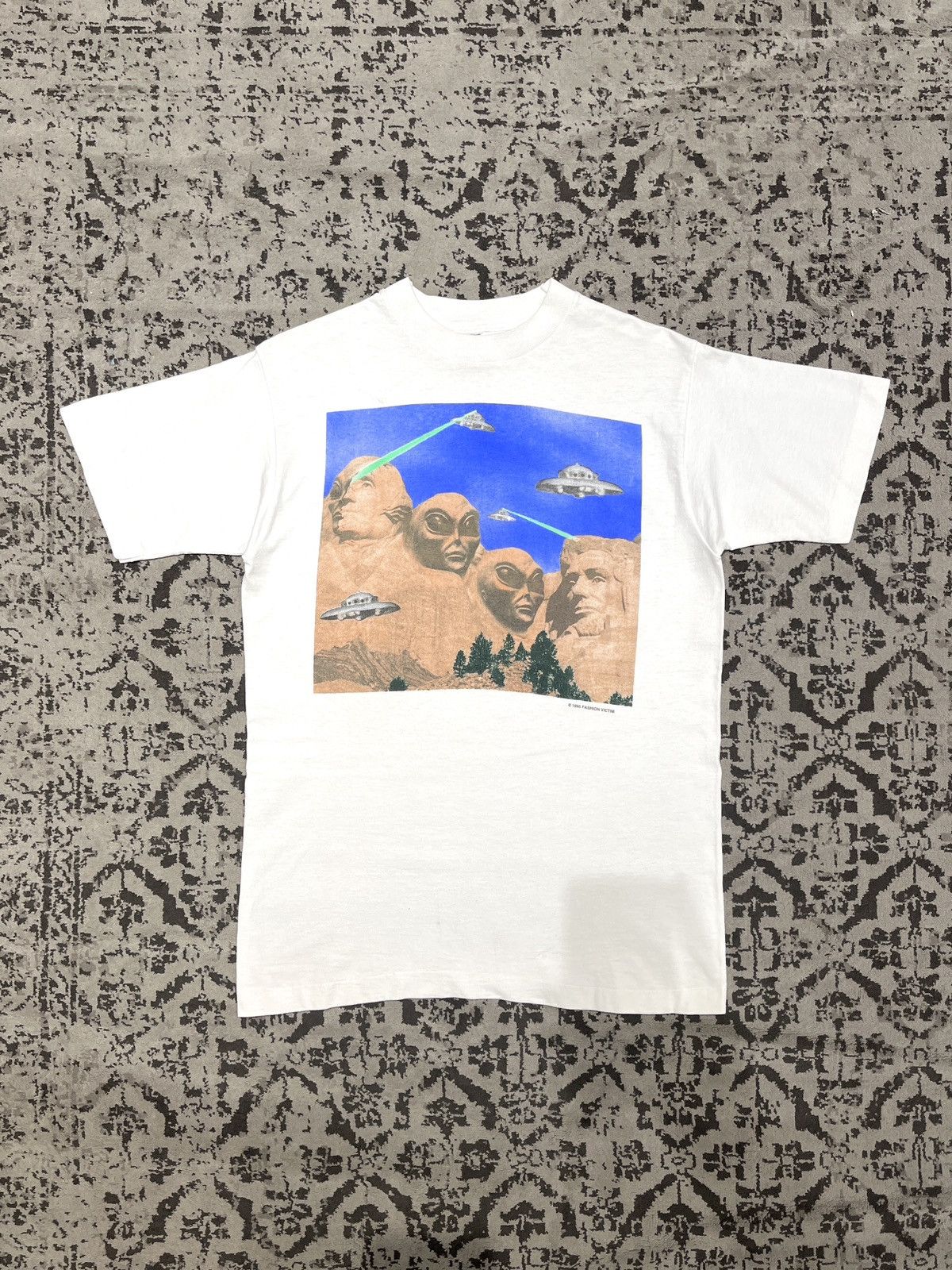 Fashion Victim Vintage 1995 Alien Mount Rushmore Size US M / EU 48-50 / 2 - 2 Thumbnail