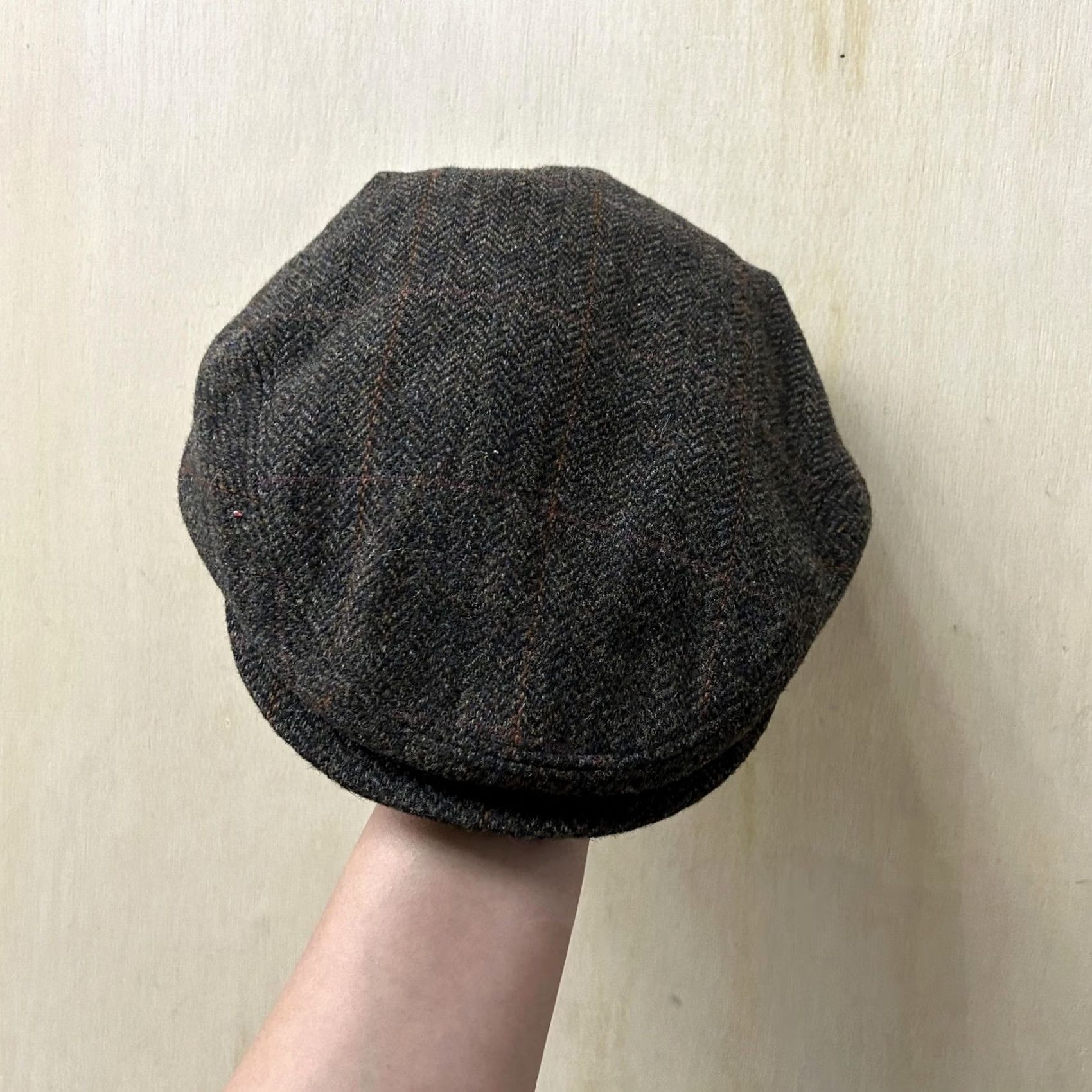 Jos. A. Bank VINTAGE Jos. A. Bank Hat Cap Fitted Mens Medium Brown Herringbone Tweed Wool Flat Lined Size ONE SIZE - 4 Thumbnail