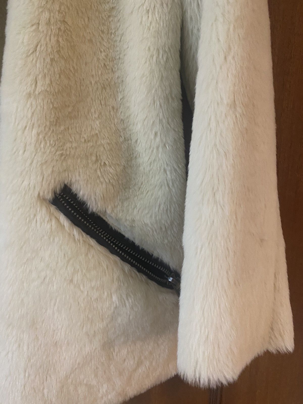 Asos ASOS Teddy / Faux Shearling Coat – Size 36 Size S / US 4 / IT 40 - 4 Thumbnail