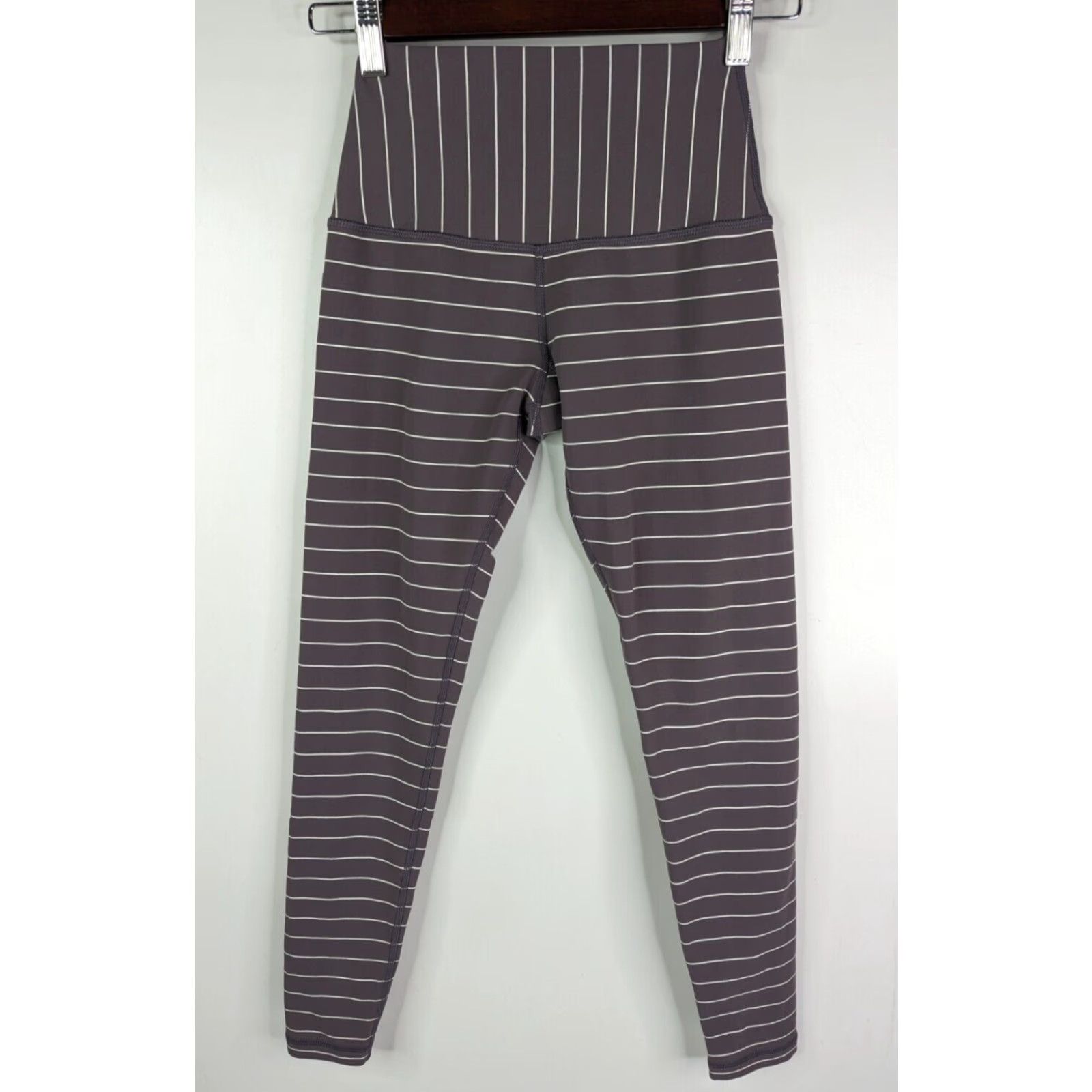 Vintage Glyder Leggings Womens Vital 7/8 Purple White Stripe Size XS Activewear Clothing Womens Compression Leg Pant Size 26" / US 2 / IT 38 - 2 Thumbnail