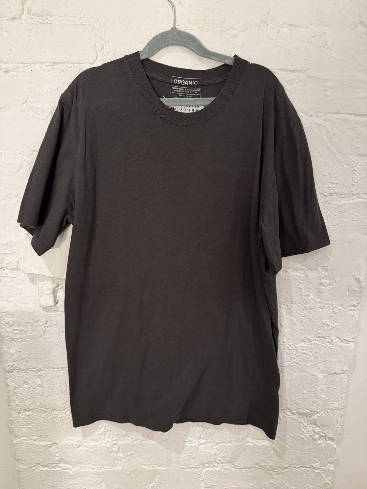 Maison Margiela Maison Margiela charcoal basic tshirt Size US S / EU 44-46 / 1 - 1 Thumbnail