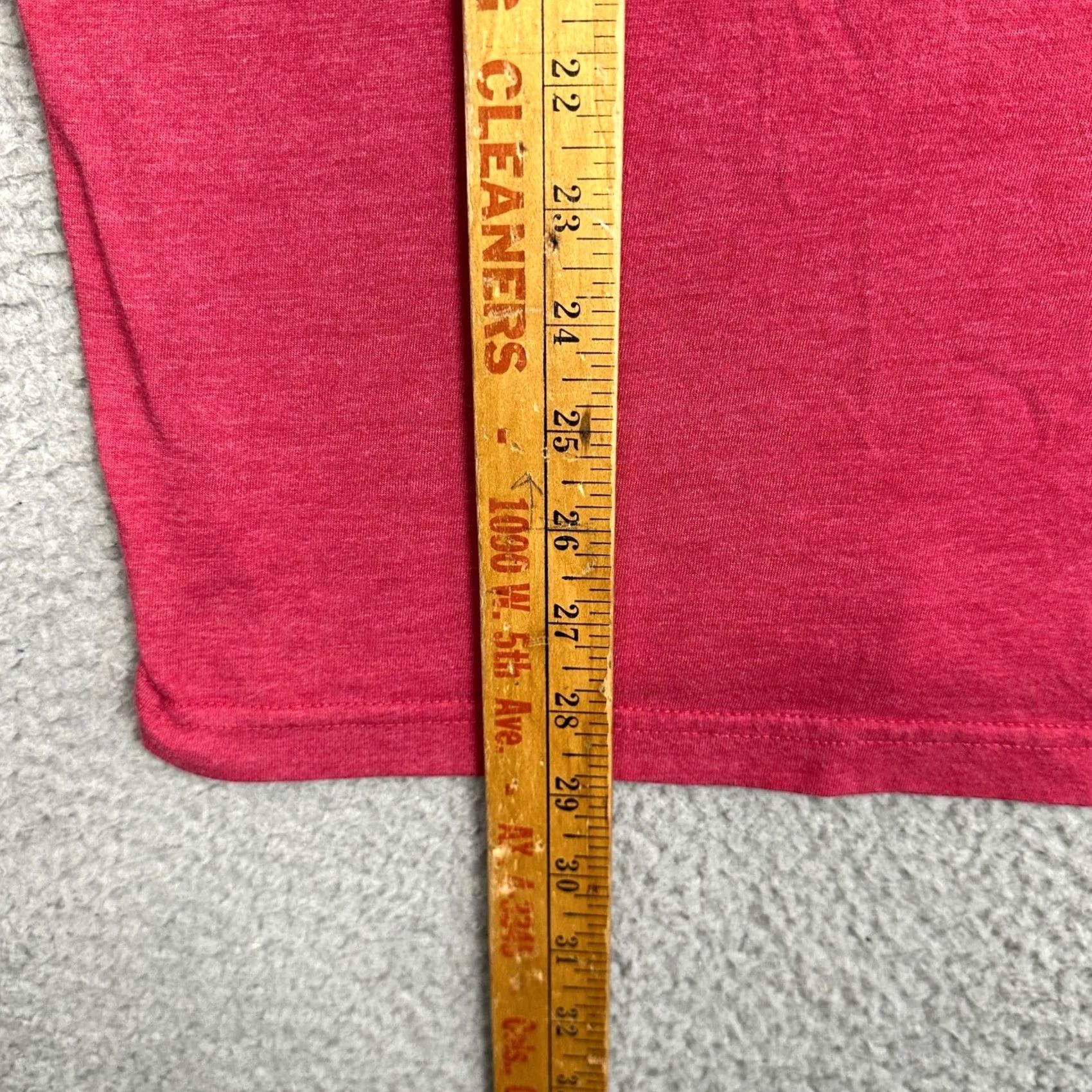 Guess Guess Jeans Mens Large T-Shirt Graphic Tee Red Short Sleeve Crewneck Casual EUC Logo Printed Vintage? No Size US L / EU 52-54 / 3 - 6 Thumbnail
