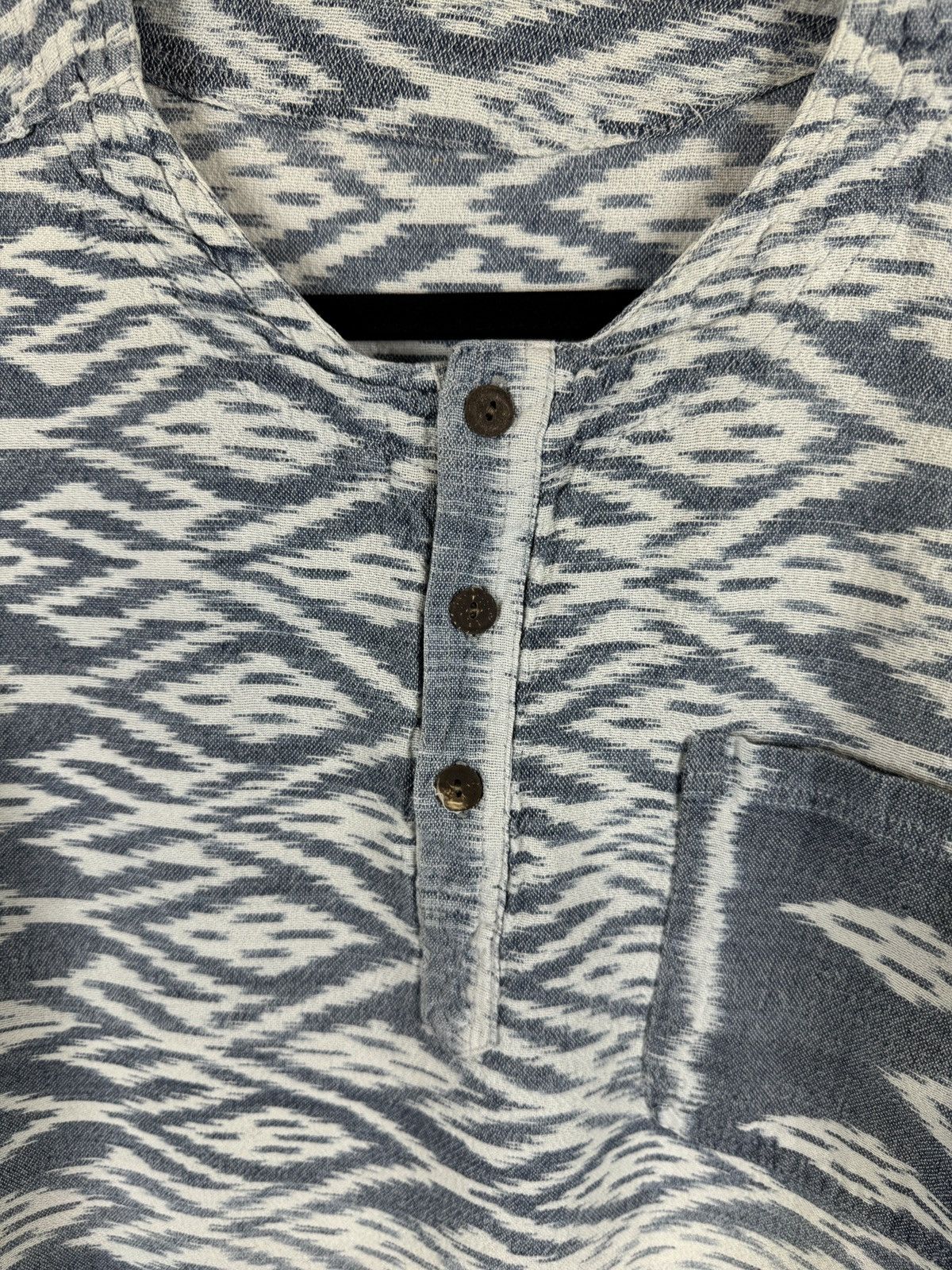 Japanese Brand Vintage Thailand Aztec pattern beach Hawaiian shirt Size US M / EU 48-50 / 2 - 4 Thumbnail