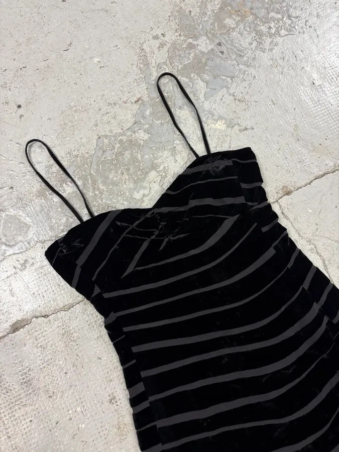 Designer × Emporio Armani × Vintage AW2002 Emporio Armani Black Velvet Dress Size M / US 6-8 / IT 42-44 - 2 Thumbnail