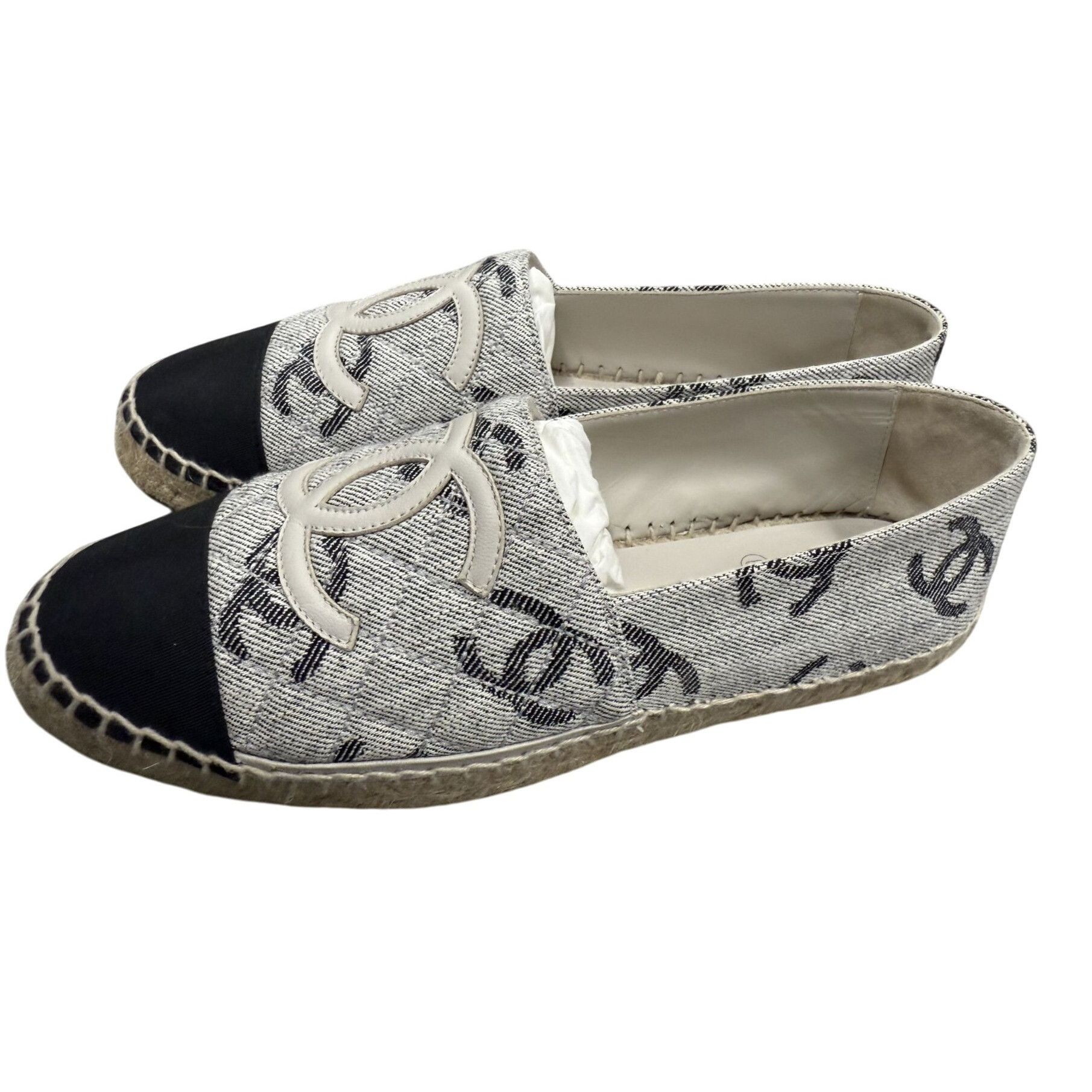 Chanel Chanel Espadrille Flats Canvas & Leather CC Logo Design Blac Size US 9 / IT 39 - 8 Thumbnail