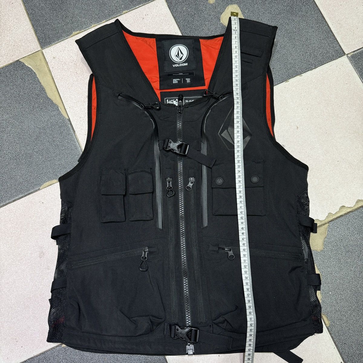 Volcom IGUCHI SLACK VEST - BLACK Size US S / EU 44-46 / 1 - 3 Thumbnail