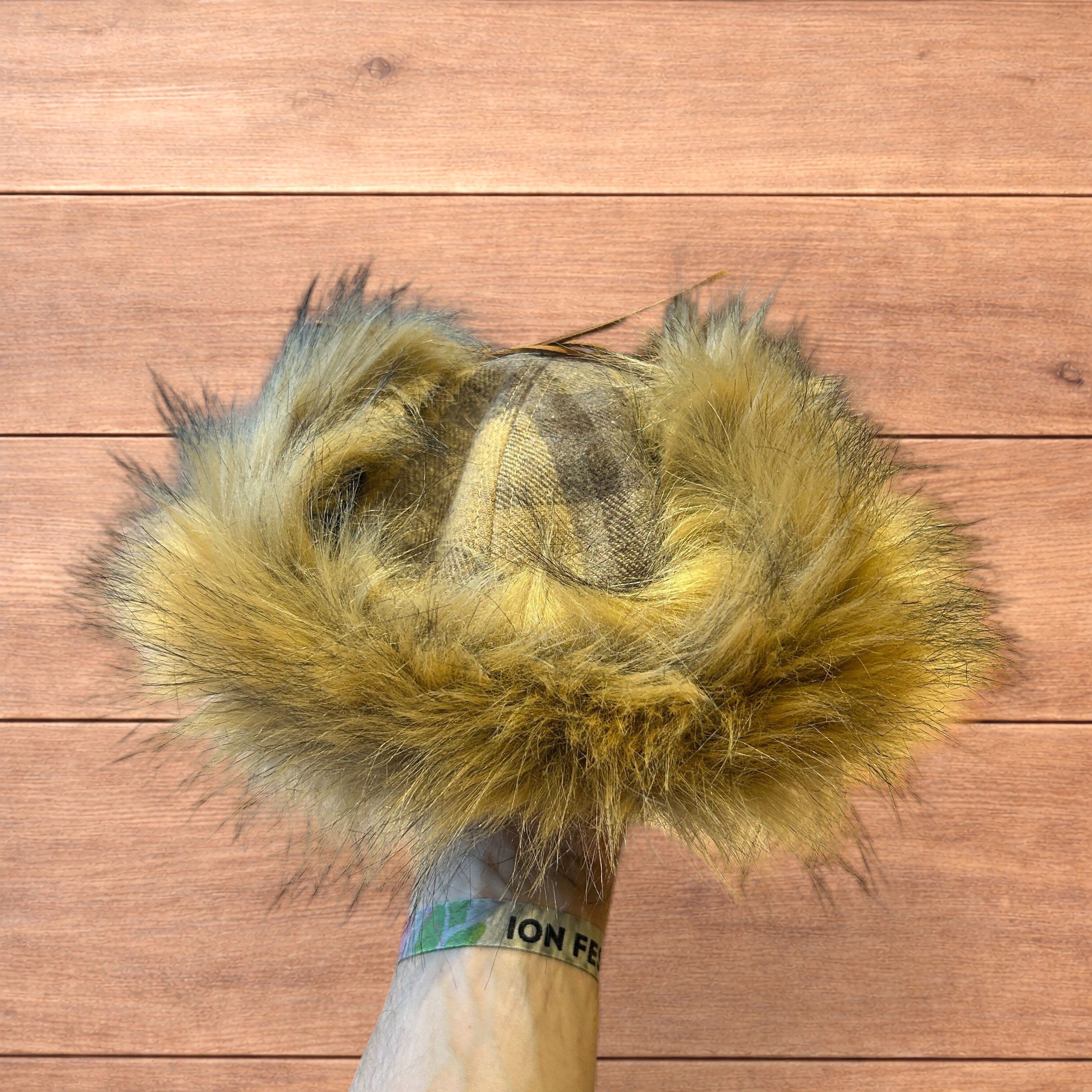 Japanese Brand Trapper Russian ear flap hat in checkered beige colour way. Size ONE SIZE - 8 Thumbnail