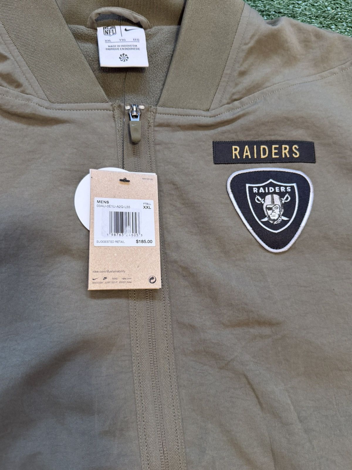 Nike Las Vegas Raiders Men’s 2XL Nike NFL Salute to Service Full Size US XXL / EU 58 / 5 - 3 Thumbnail
