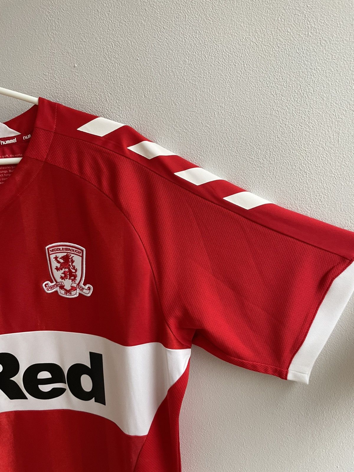 Hummel Middlesbrough 2018 2019 Home Football Shirt Soccer Jersey Size US L / EU 52-54 / 3 - 4 Thumbnail