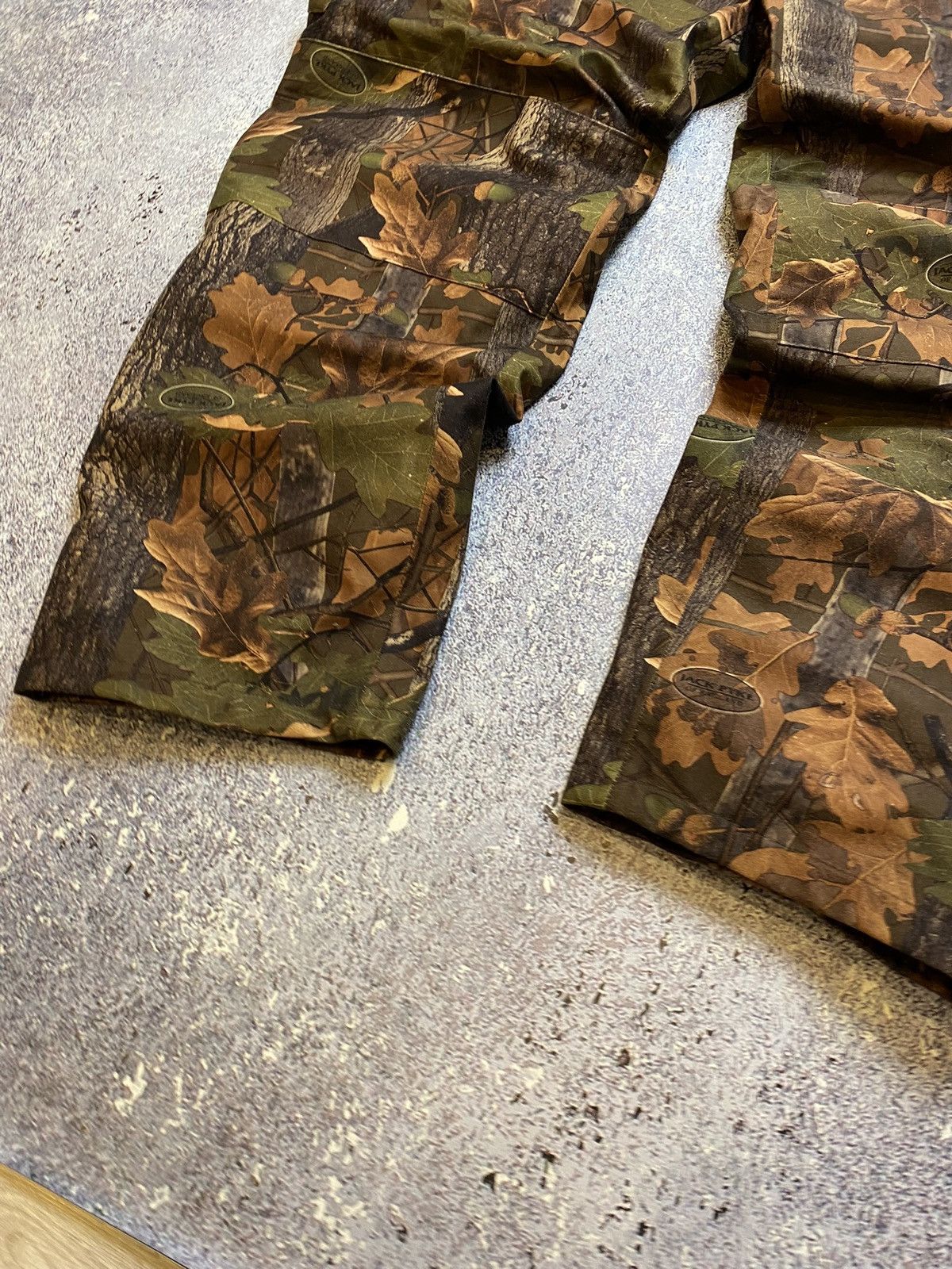Japanese Brand × Realtree 💥JAPANESE CRAZY CAMO WATERPROOF PANTS Size US 43 - 2 Thumbnail